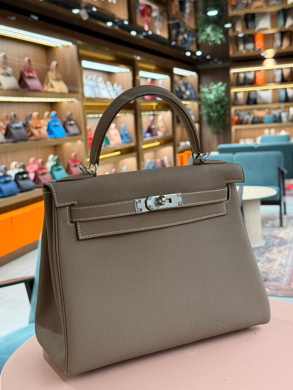 Hermes | Kelly (28) – Togo – Etoupe – Palladium Hardware