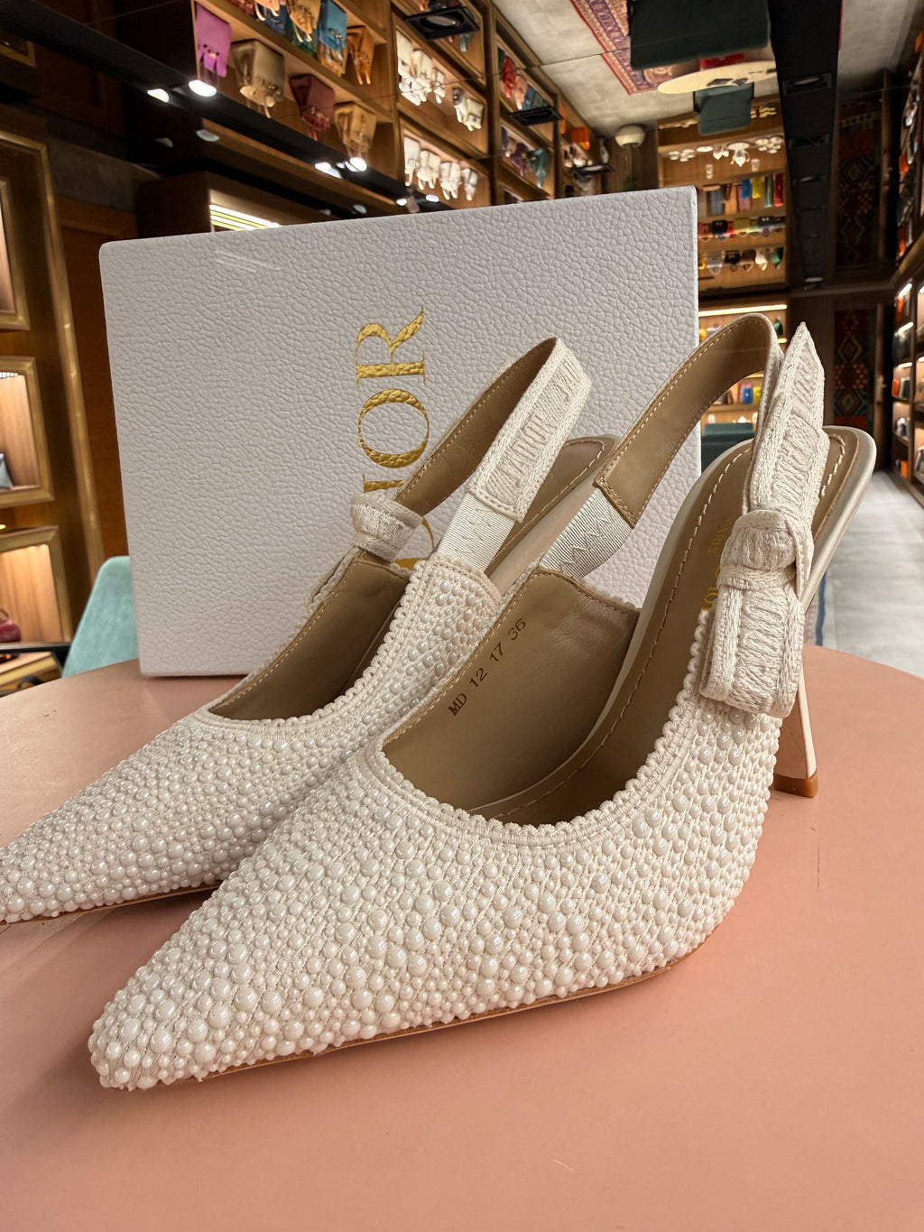 Dior | J'Adior Pump – Fabric – White – Gold Hardware