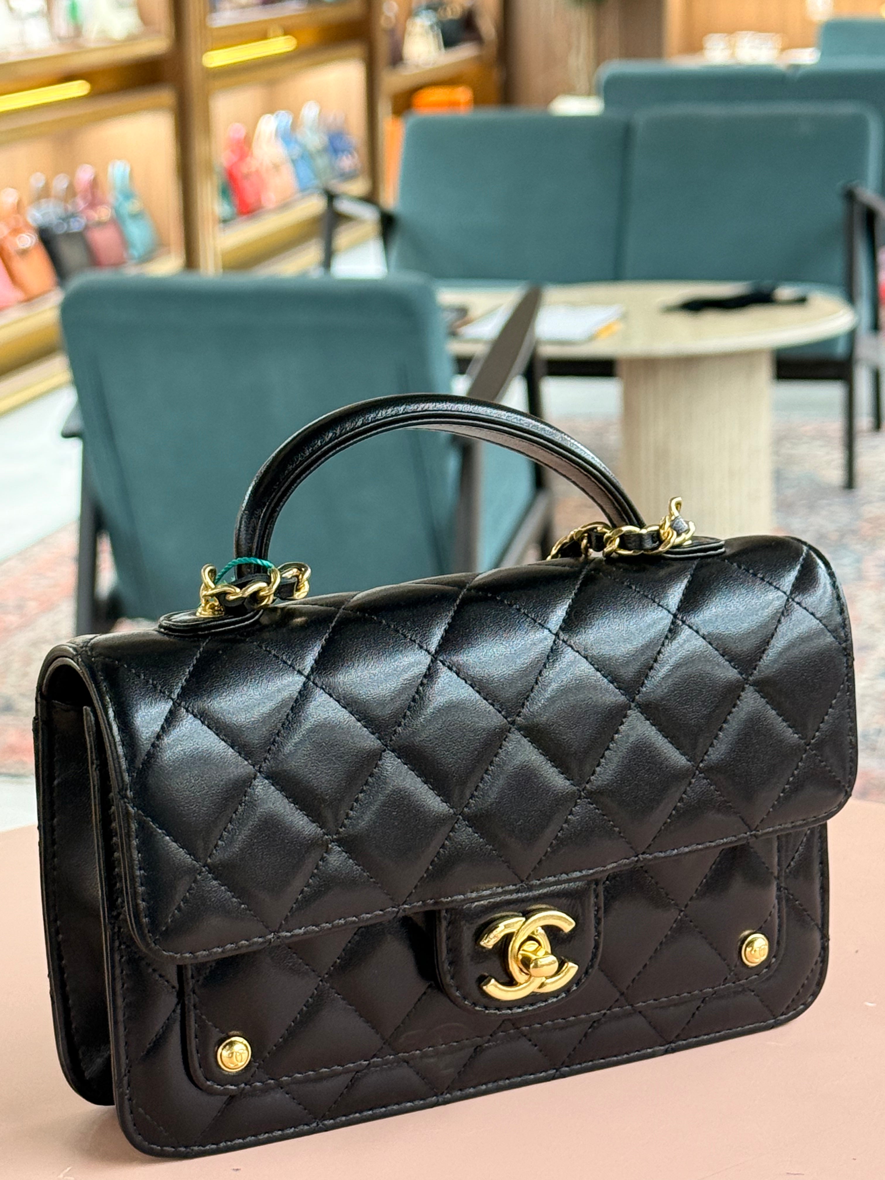 Chanel | Classic Flap Bag (Small) – Lambskin – Black – Gold Hardware