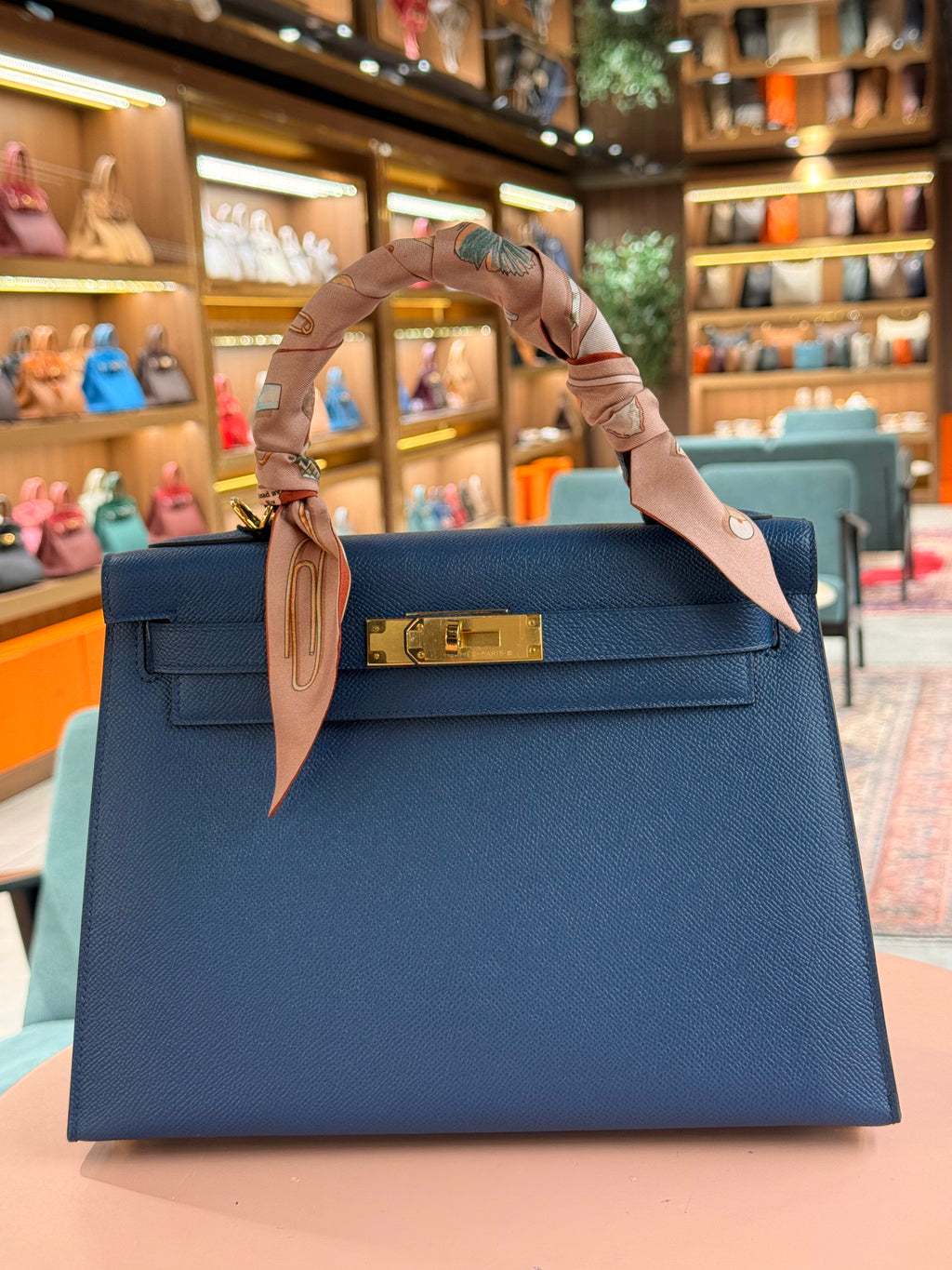 Hermes | Kelly (28) – Epsom – Bleu Nuit – Gold Hardware