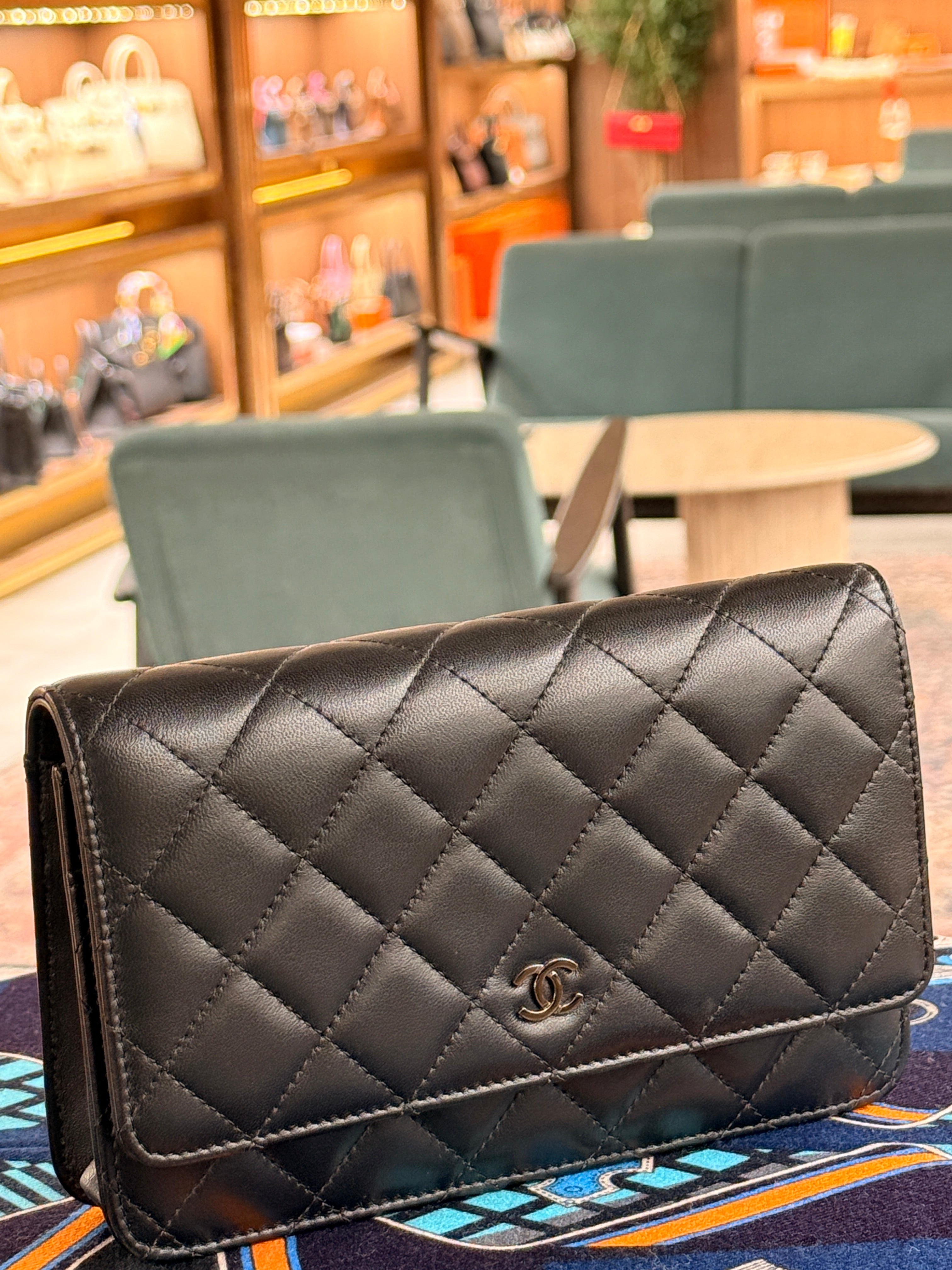Chanel | Wallet on Chain (20) – Lambskin – Black – Gold Hardware