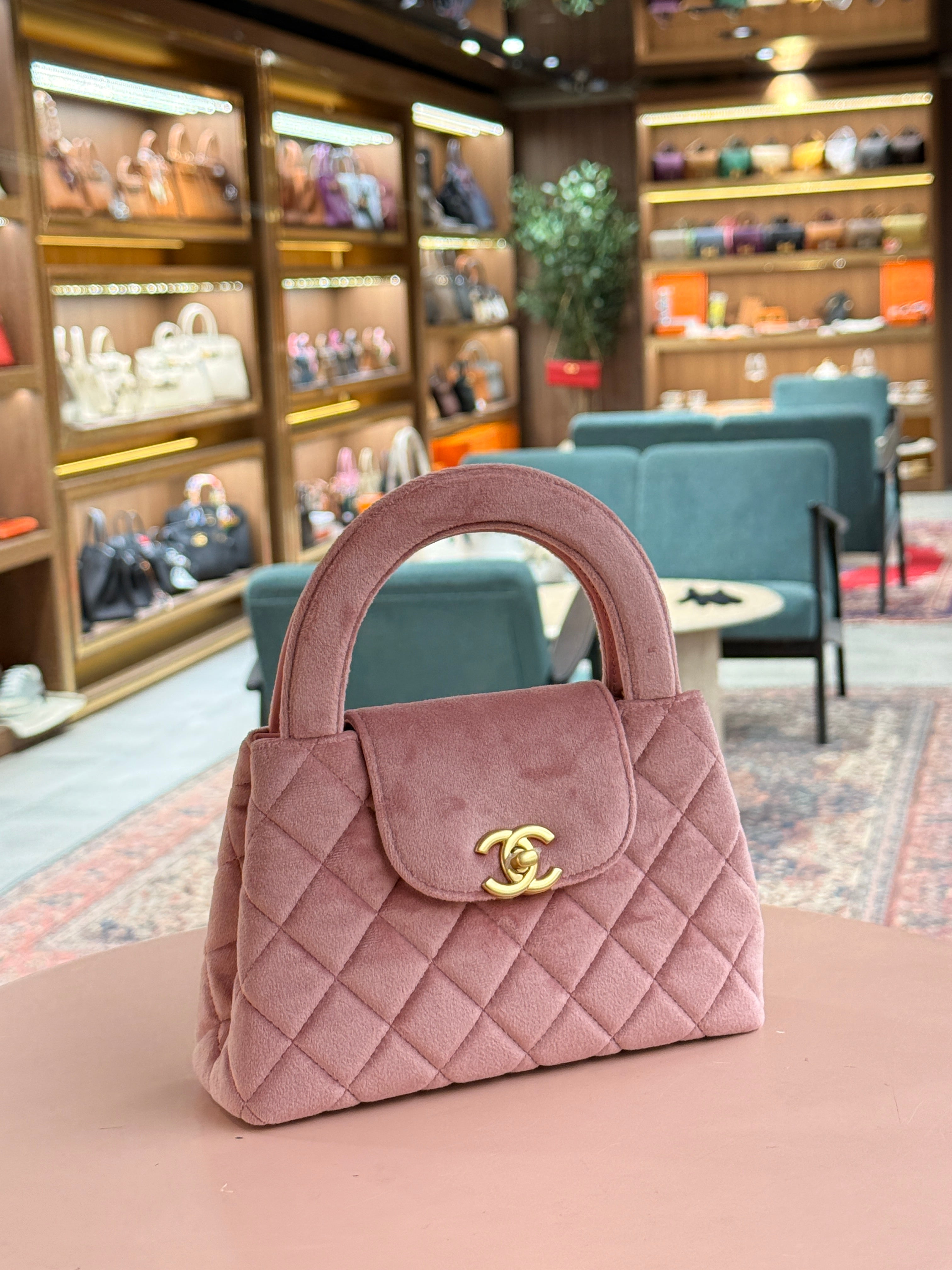 Chanel | Coco Handle Bag – Suede – Rose Poudre – Gold Hardware