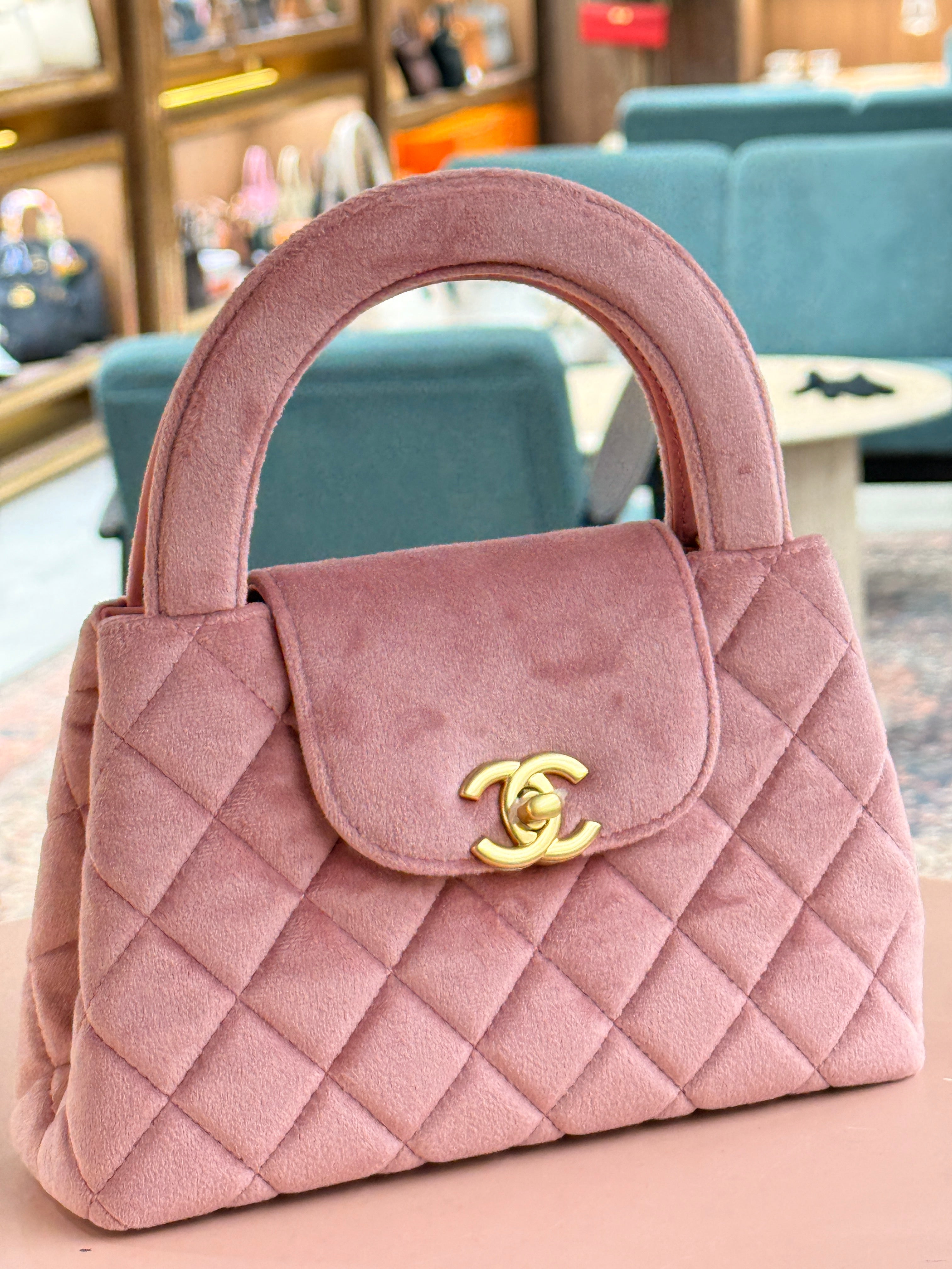 Chanel | Coco Handle Bag – Suede – Rose Poudre – Gold Hardware
