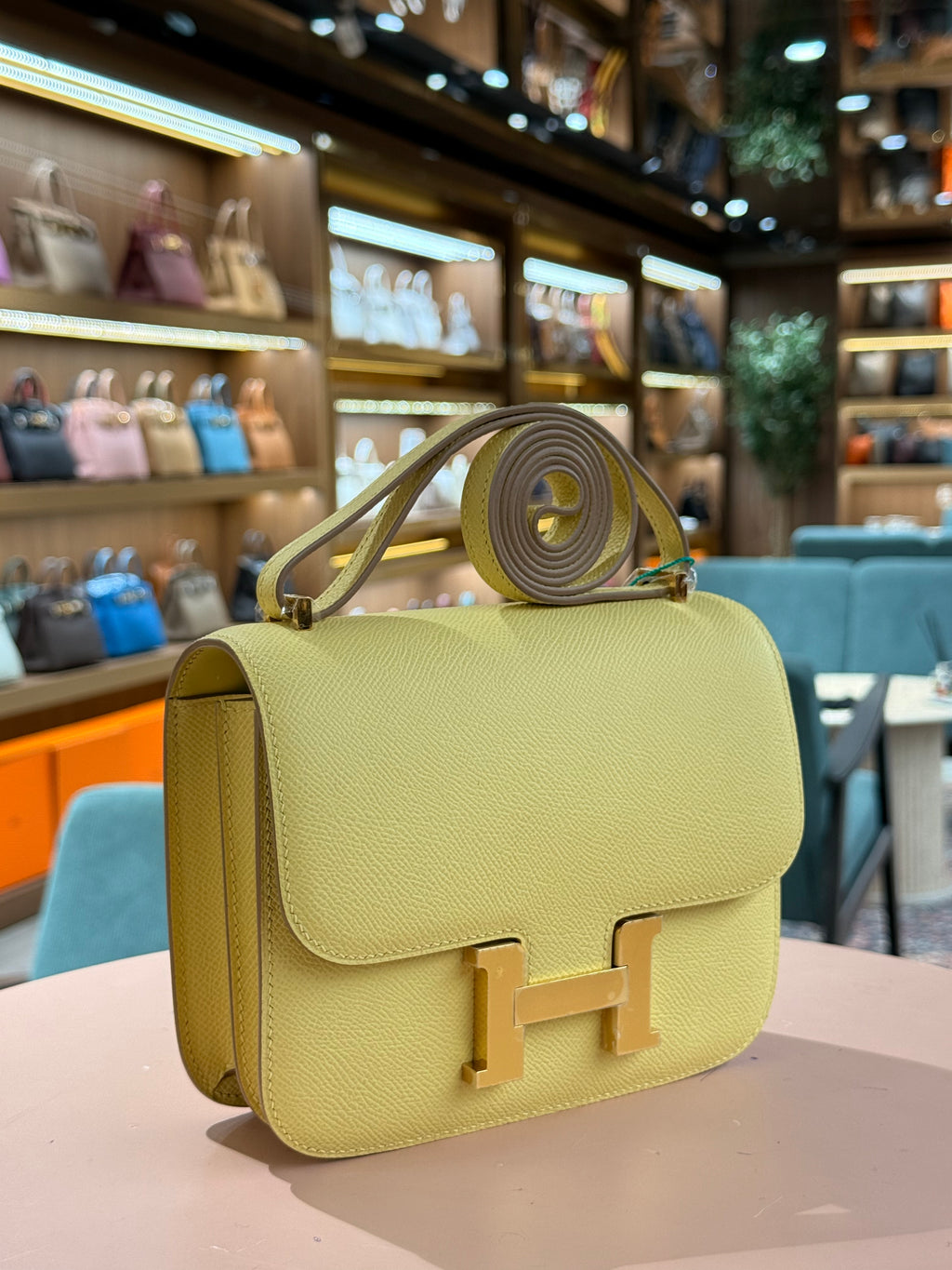 Hermes | Constance (18) – Epsom – Yellow – Gold Hardware