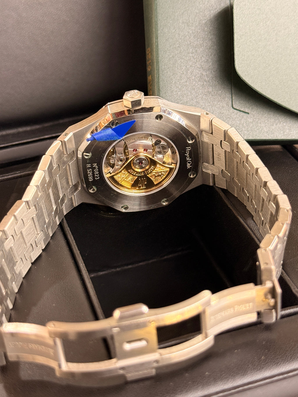 Audemars Piguet | Royal Oak – Stainless Steel – Silver – Silver Hardware