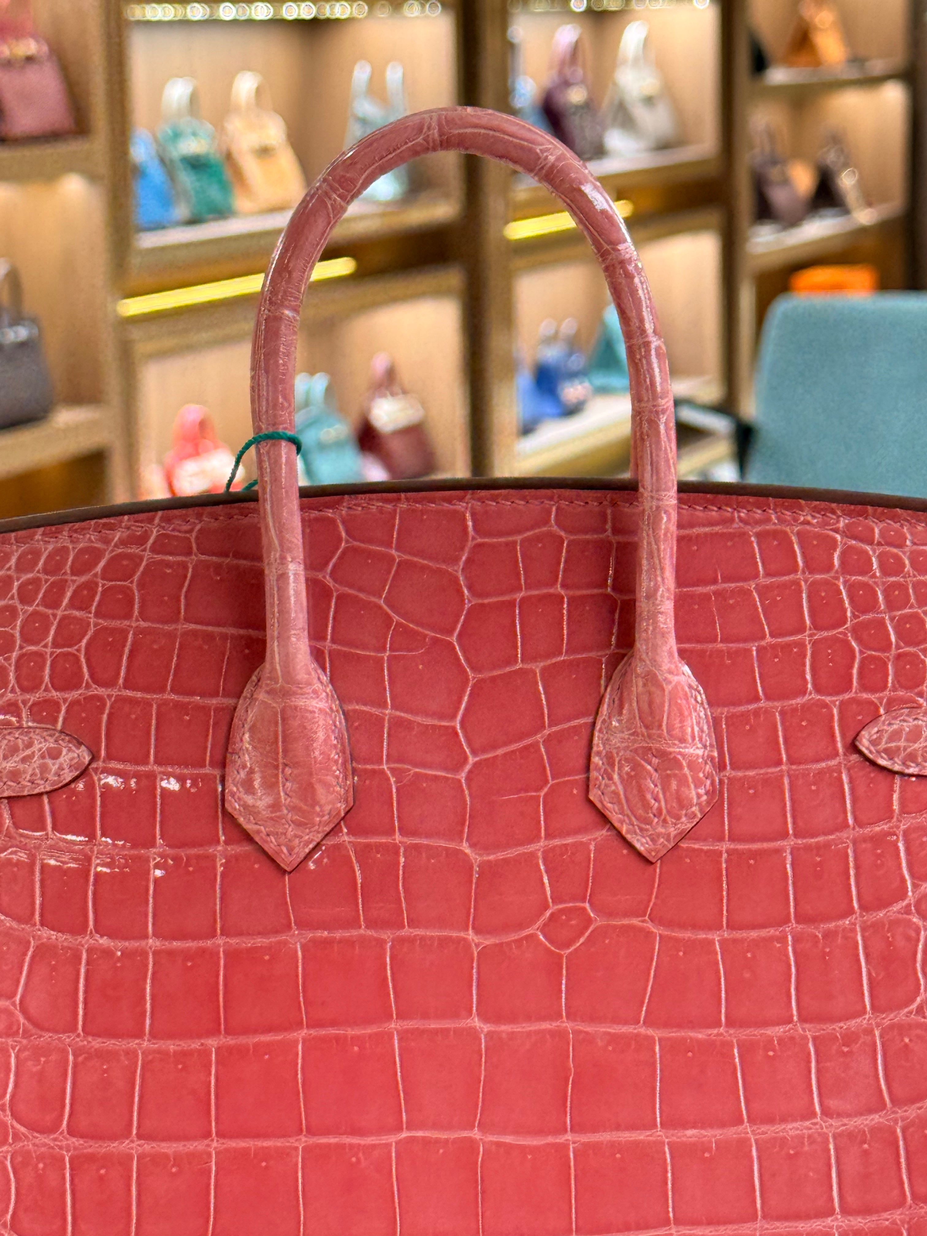 Hermes | Birkin (25) – Crocodile – Rose Sakura – Gold Hardware