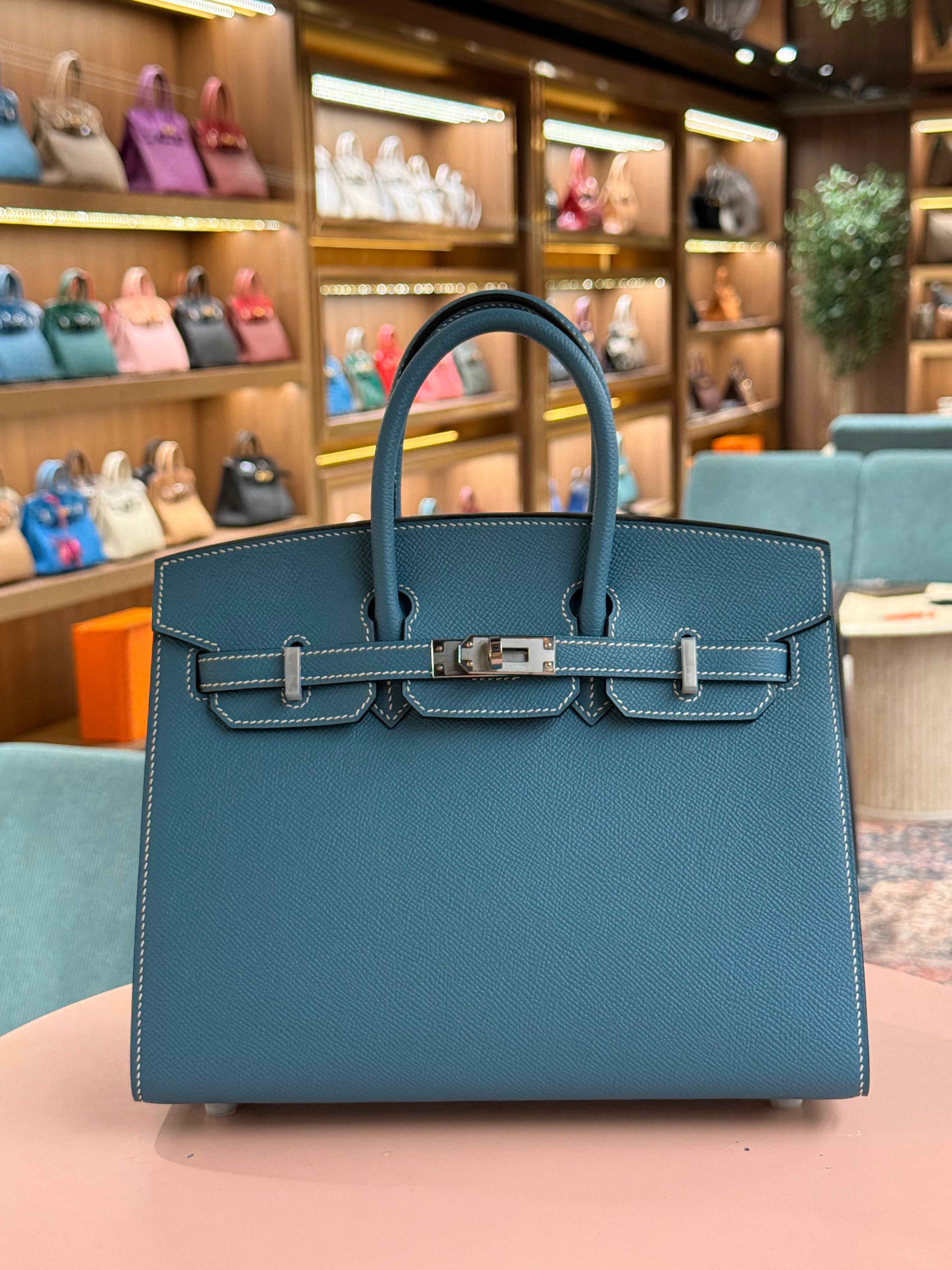 Hermes | Kelly (25) – Epsom – Bleu Brume – Palladium Hardware