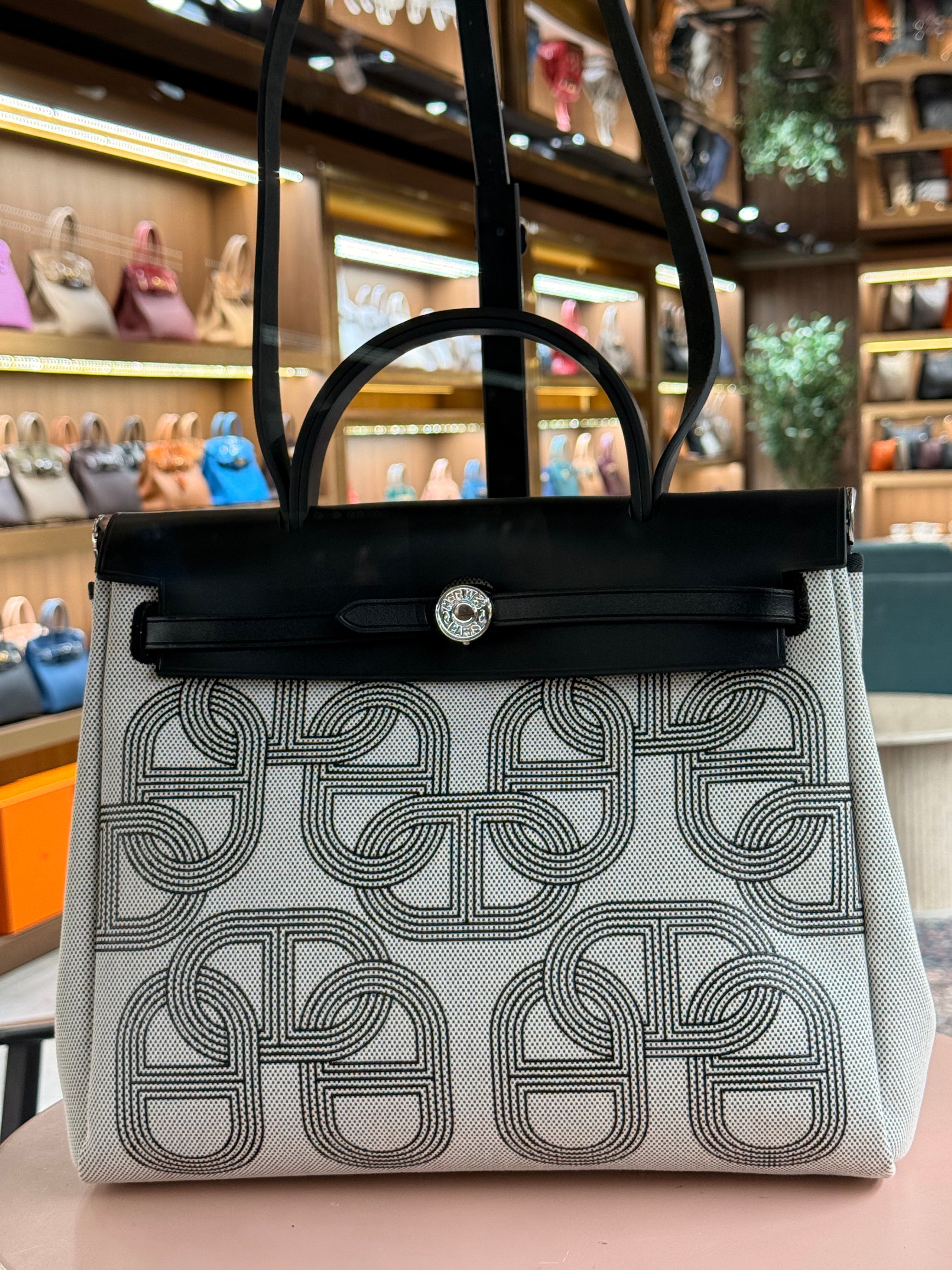 Hermes | Herbag Zip (31) – Canvas – White/Black – Silver Hardware