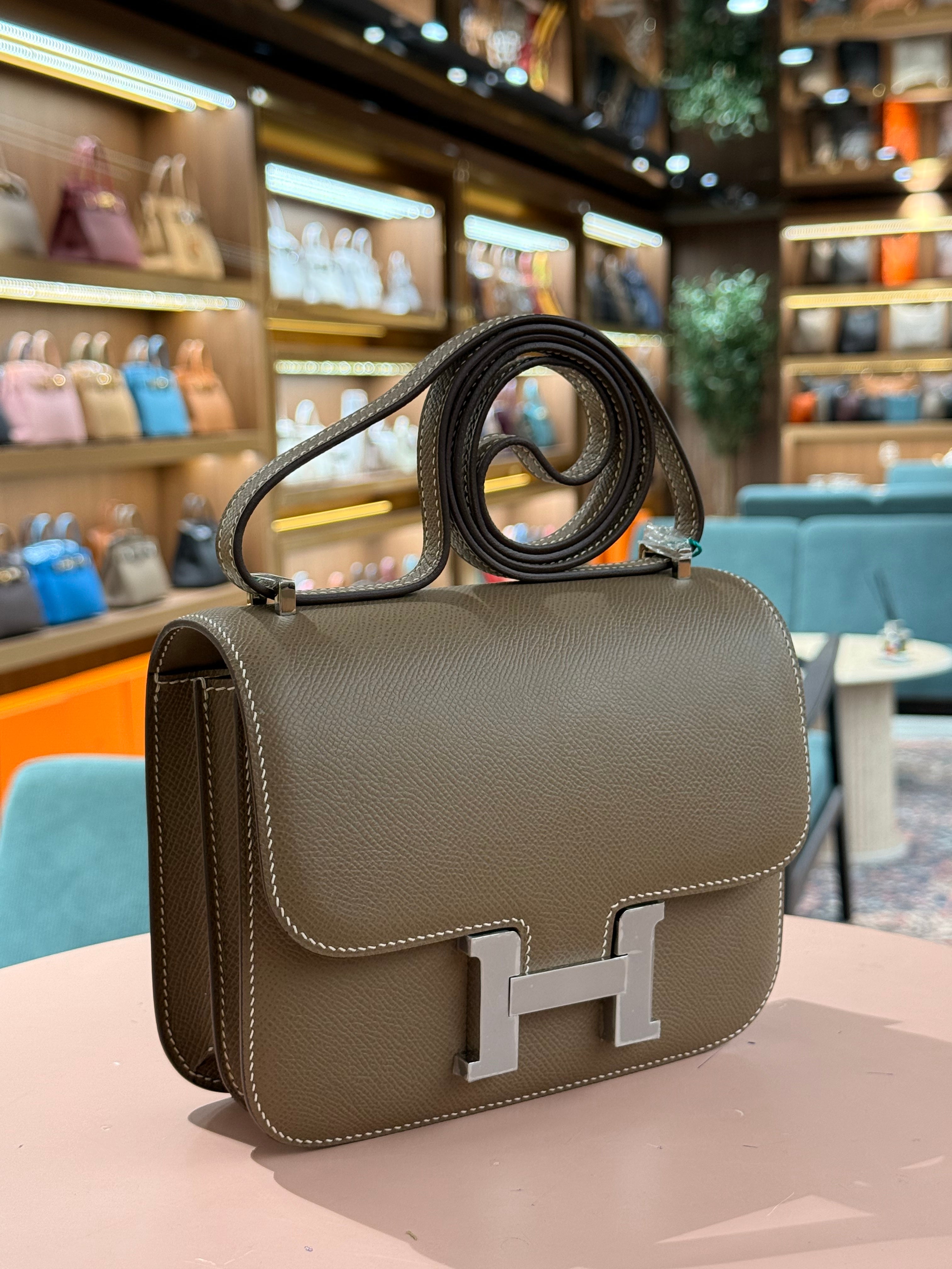 Hermes | Constance (18) – Epsom – Vert Olive – Palladium Hardware