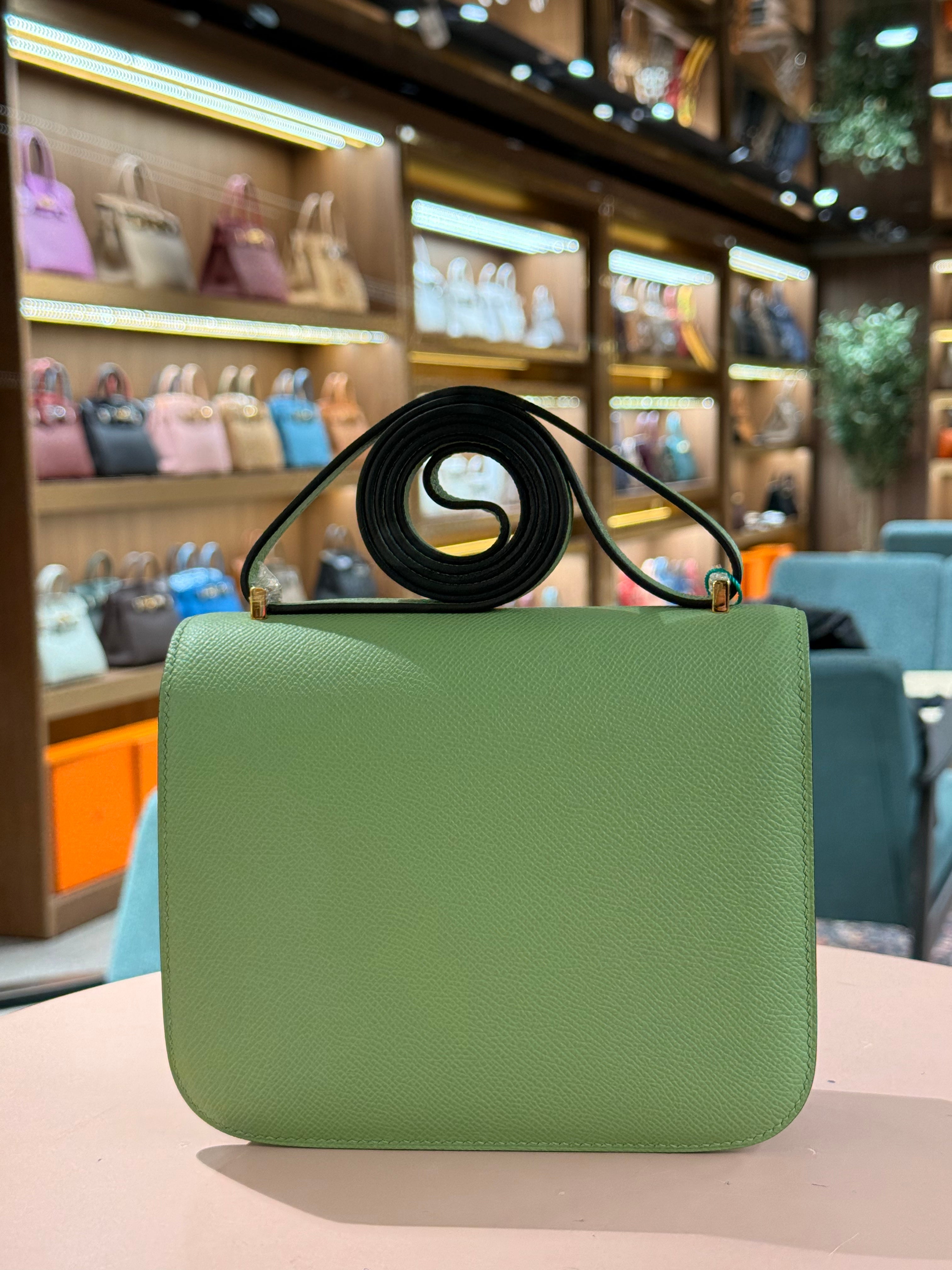 Hermes | Constance (18) – Epsom – Vert Jade – Gold Hardware
