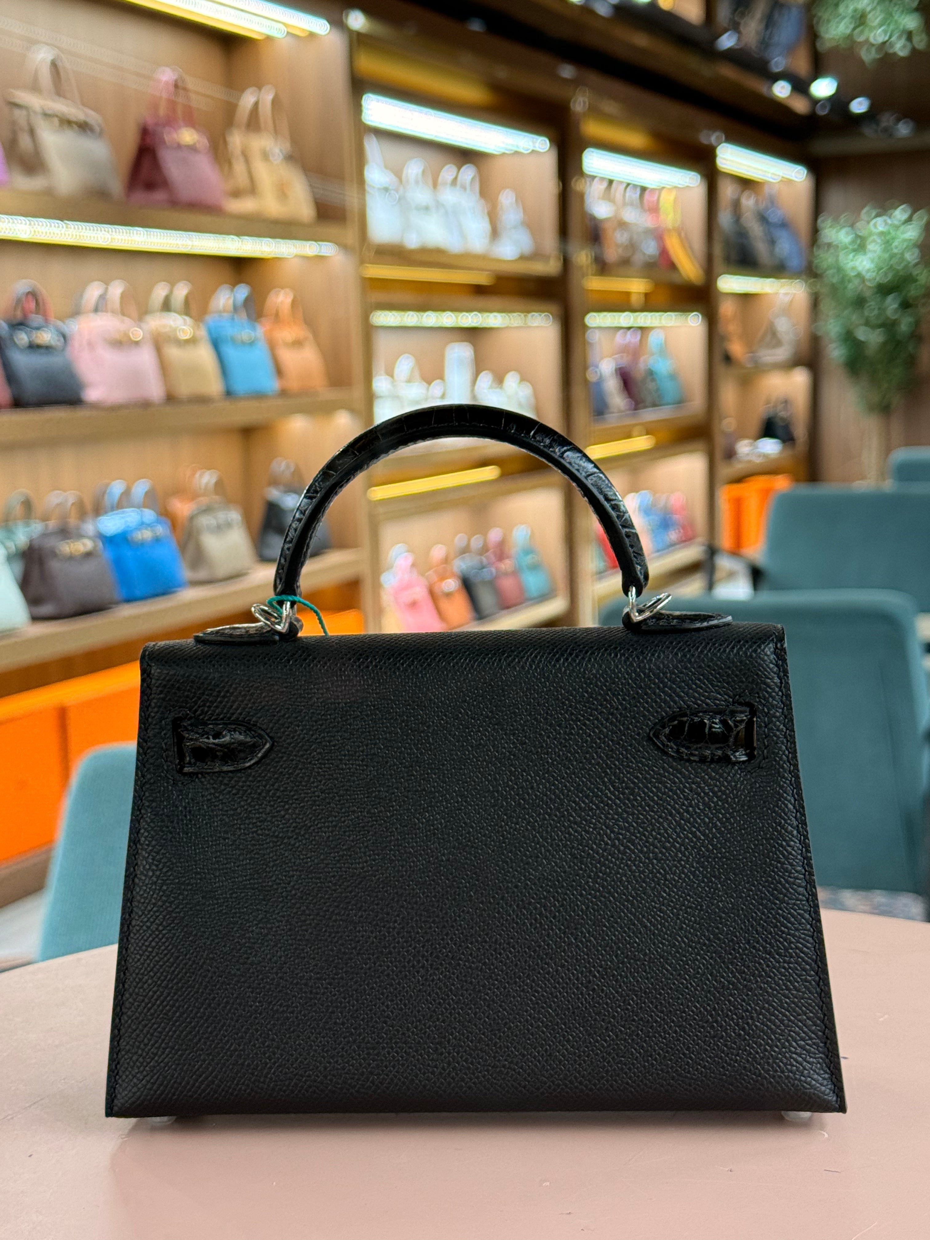 Hermes | Kelly (Mini) – Epsom – Black – Silver Hardware
