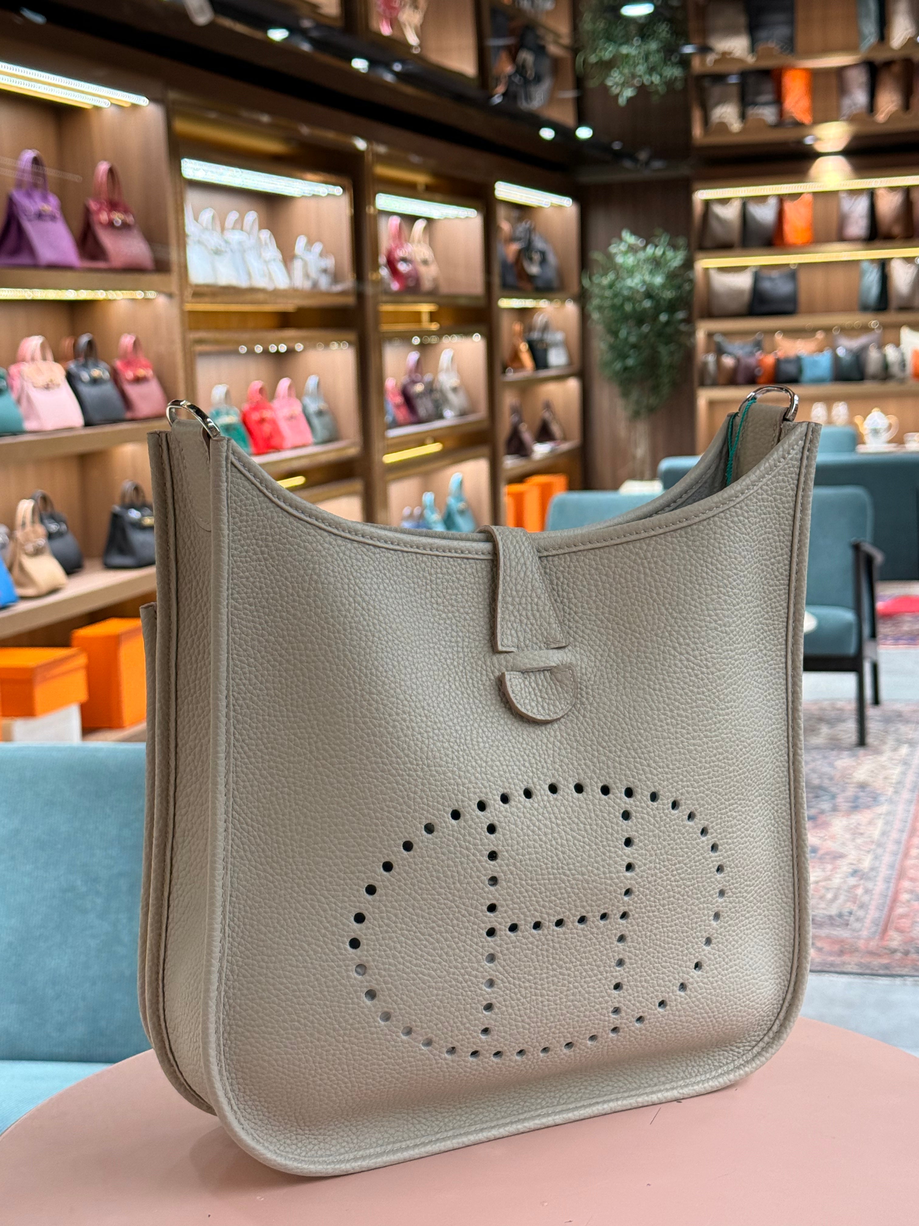 Hermes | Evelyne (Large) – Epsom – Gris Perle – Palladium Hardware