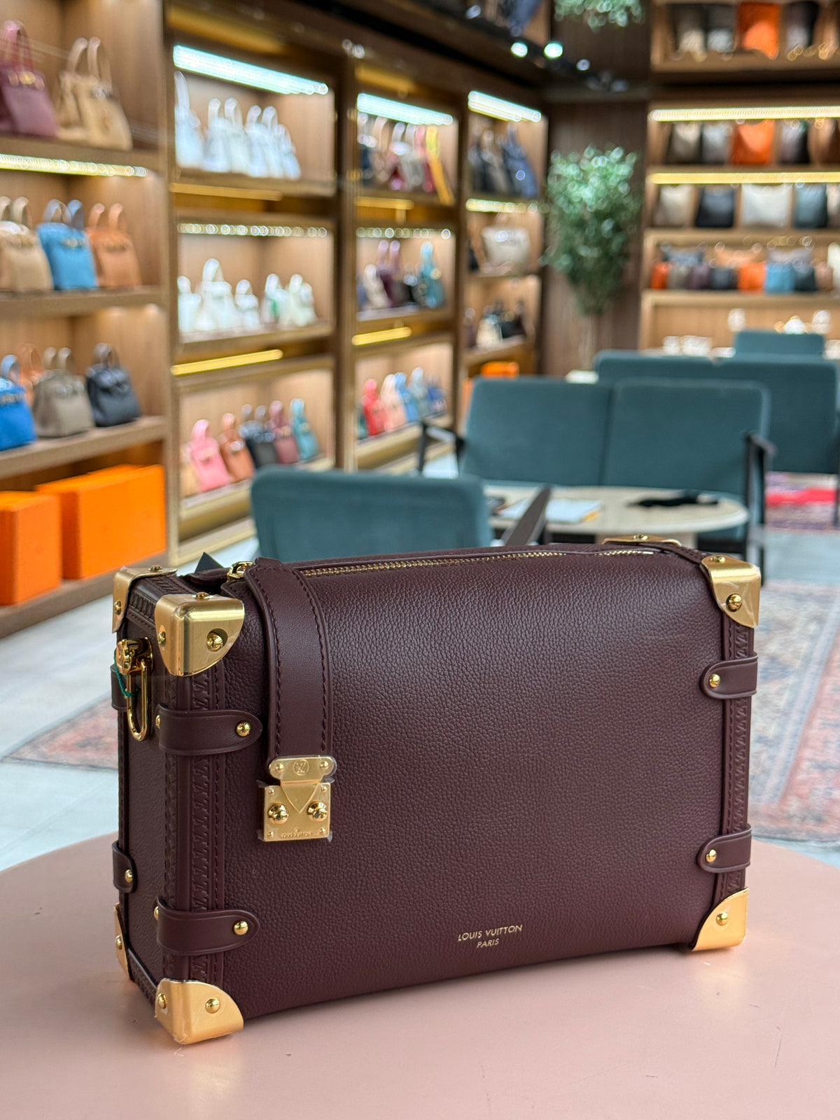 Louis Vuitton | Side Trunk (19) – Leather – Burgundy – Gold Hardware