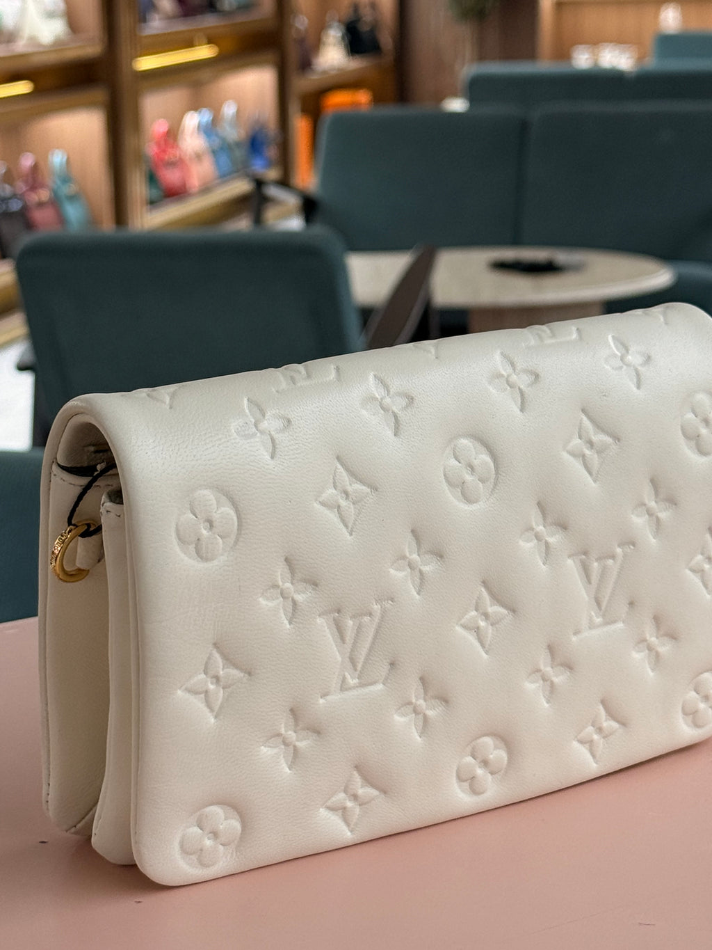 Louis Vuitton | Pochette Coussin – Leather – Cream – Gold Hardware