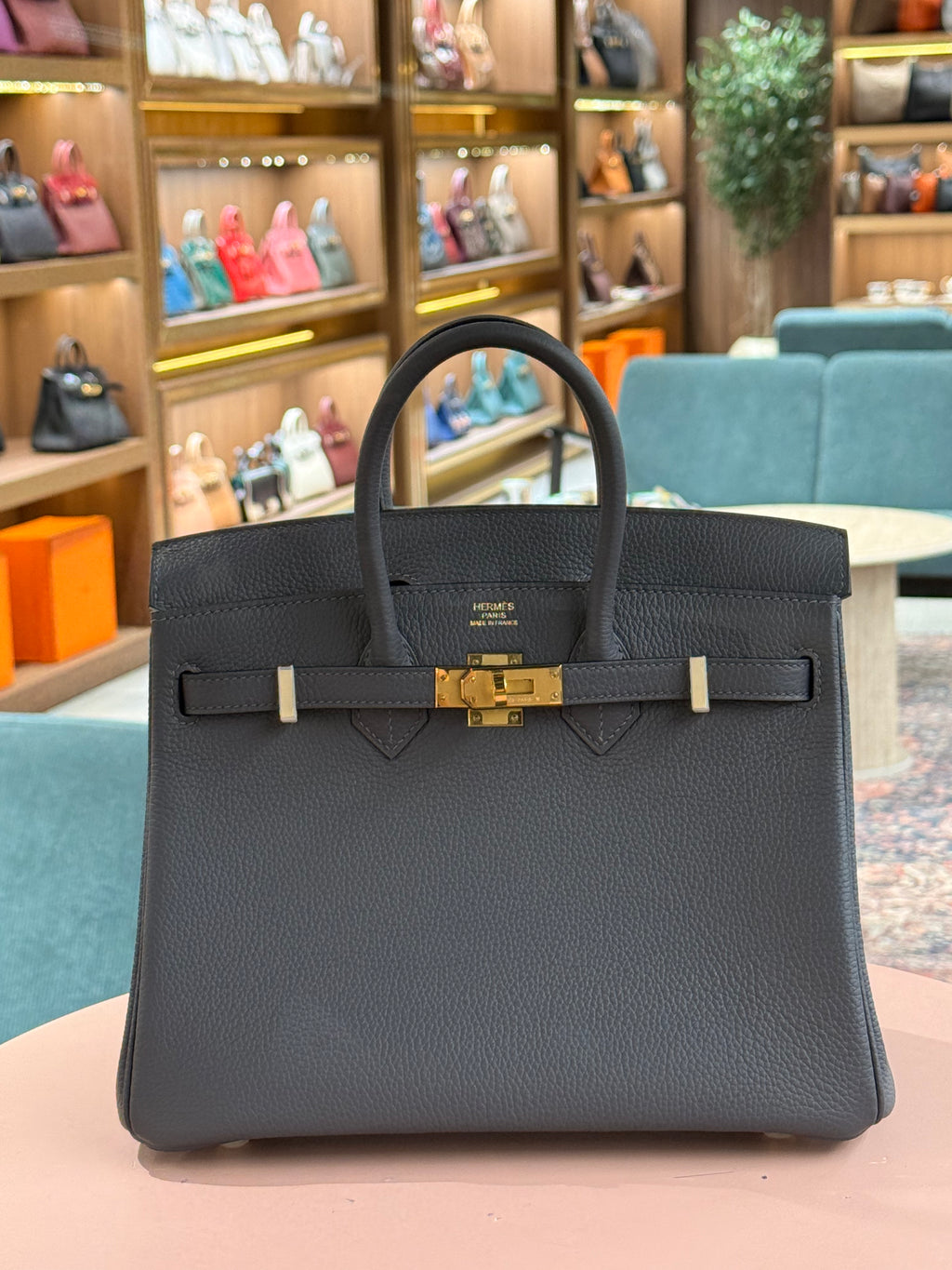 Hermes | Birkin (25) – Togo – Gris Tourterelle – Gold Hardware