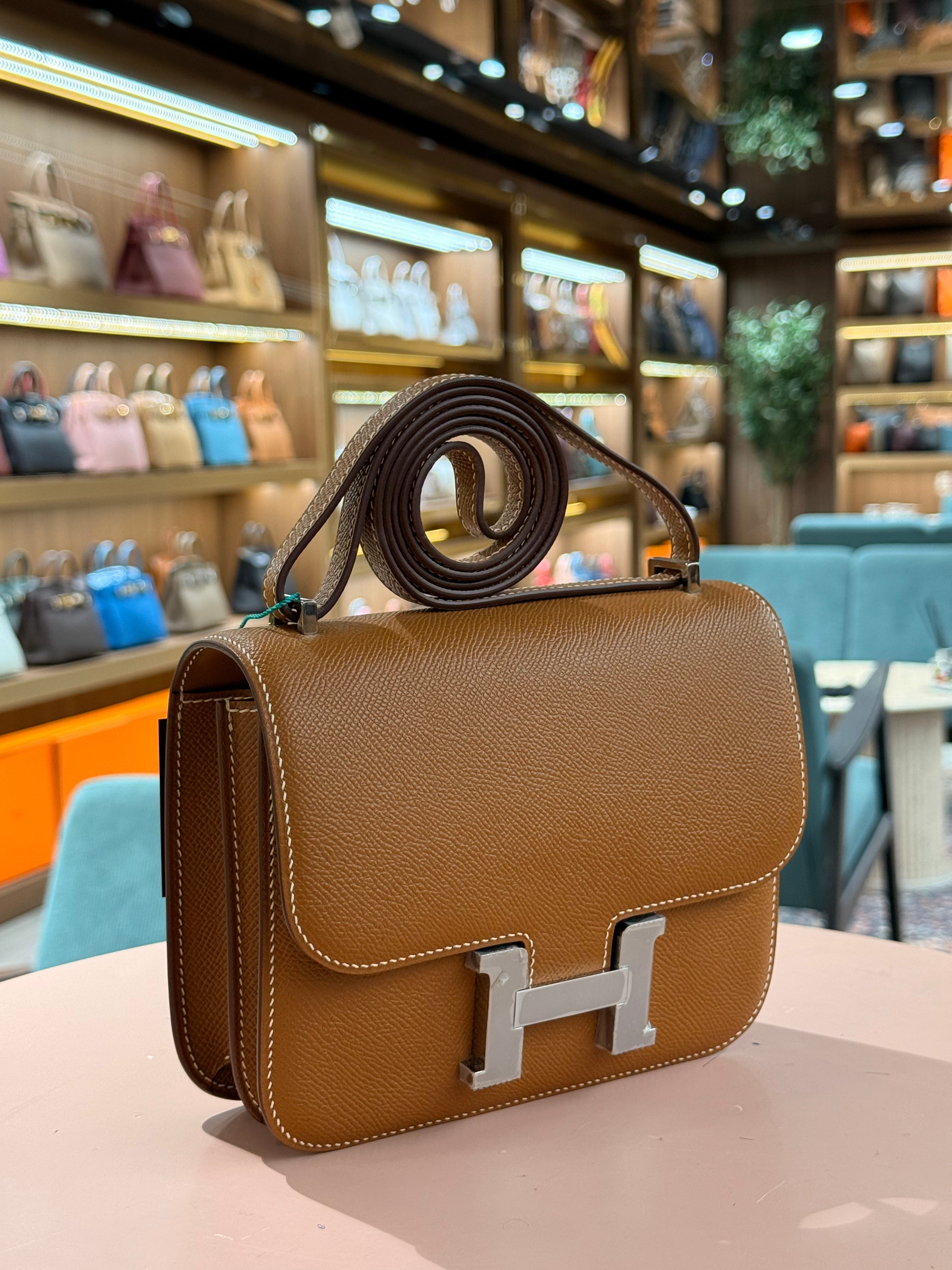 Hermes | Constance (18) – Epsom – Gold – Silver Hardware