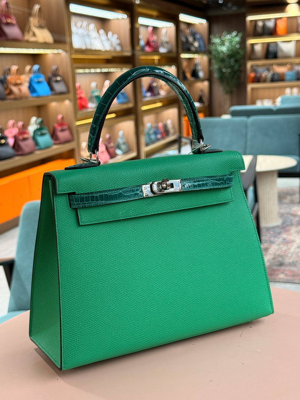Hermes | Kelly Touch (25) – Epsom – Vert Green – Palladium Hardware