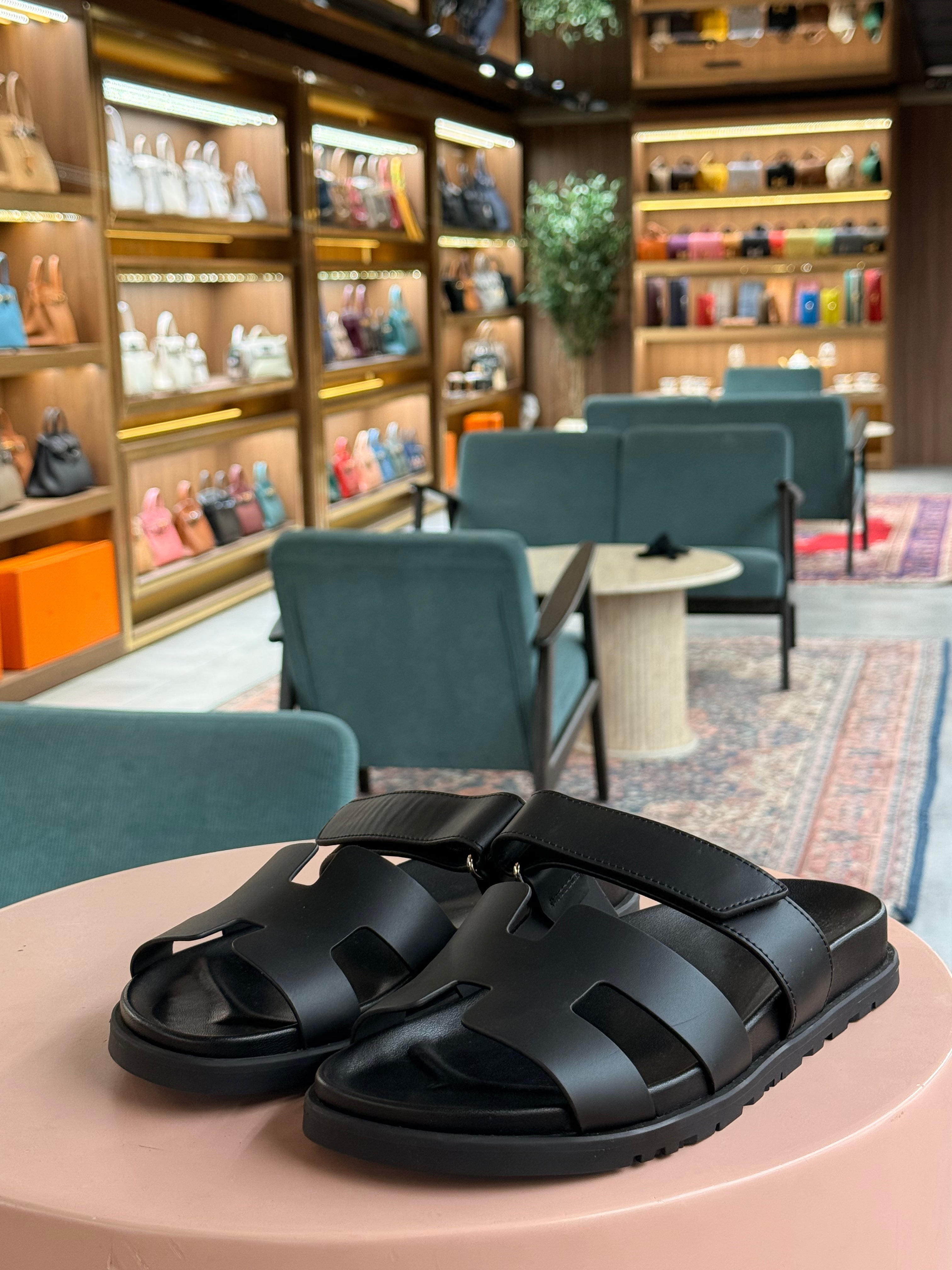 Hermes | Chypre-Sandal – Leather – Black – Silver Hardware