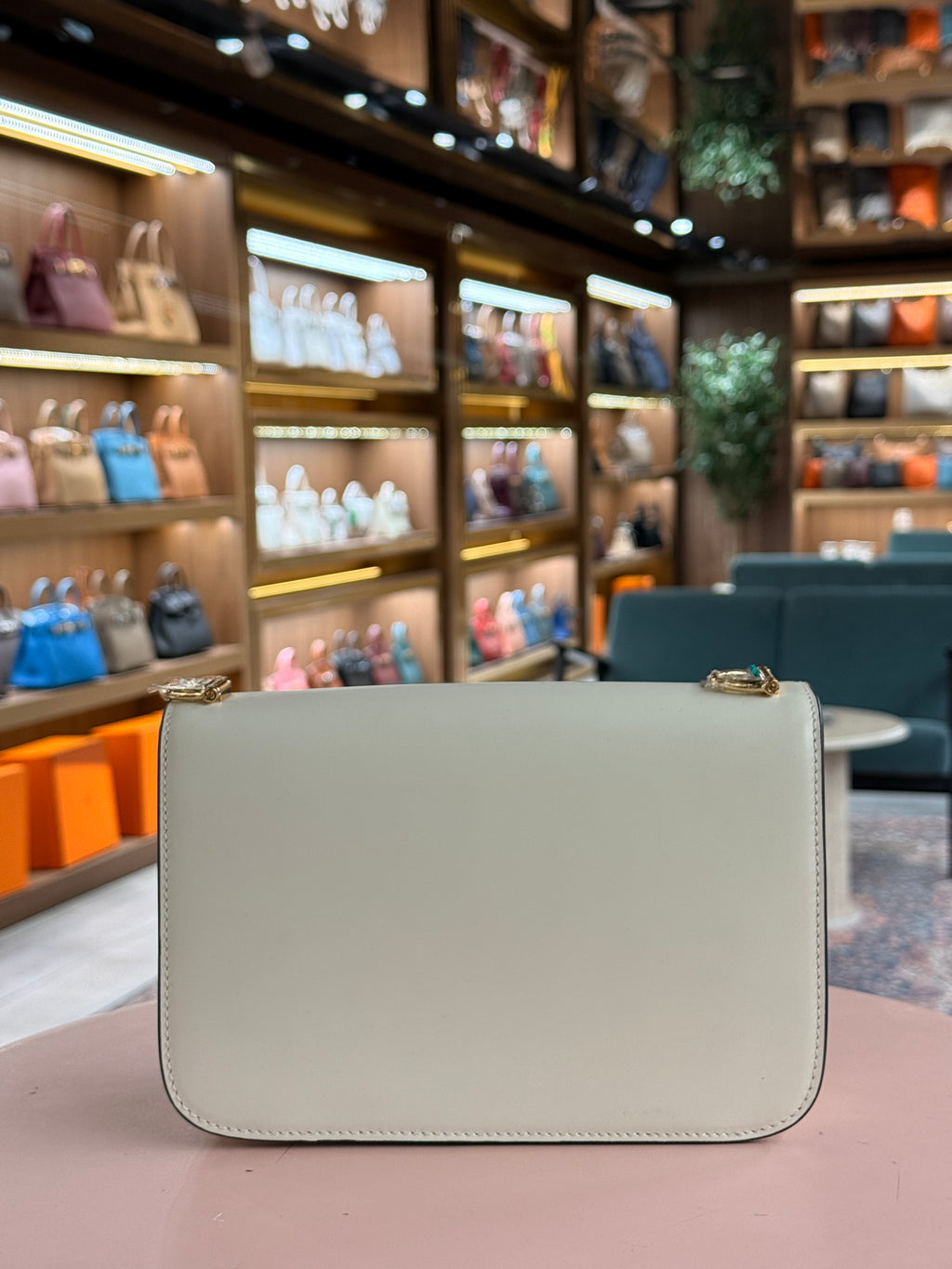 Gucci | Small Siena (Small) – Leather – Ivory – Gold Hardware
