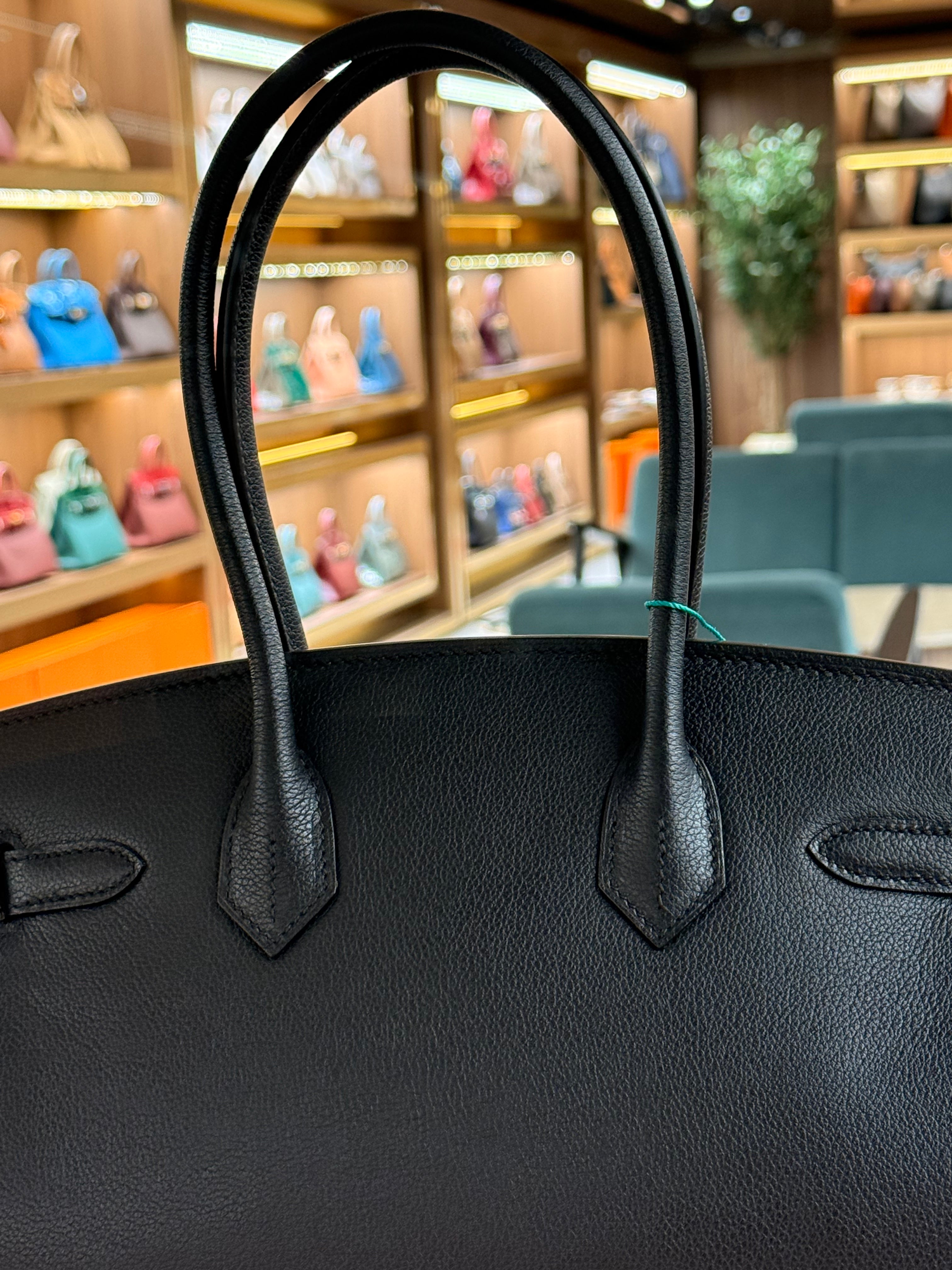 Hermes | Birkin (42) – Togo – Black – Gold Hardware