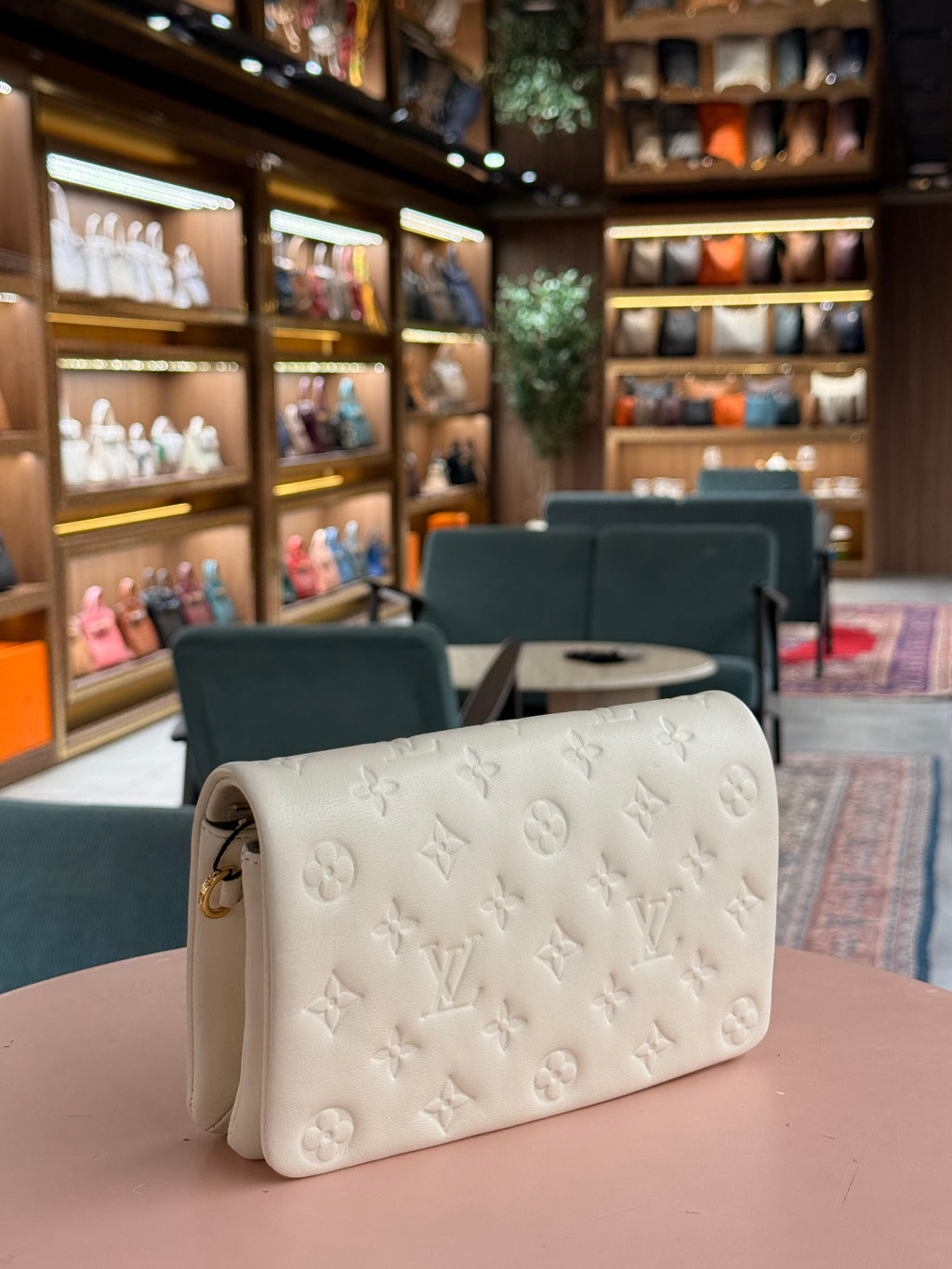 Louis Vuitton | Pochette Coussin – Leather – Cream – Gold Hardware