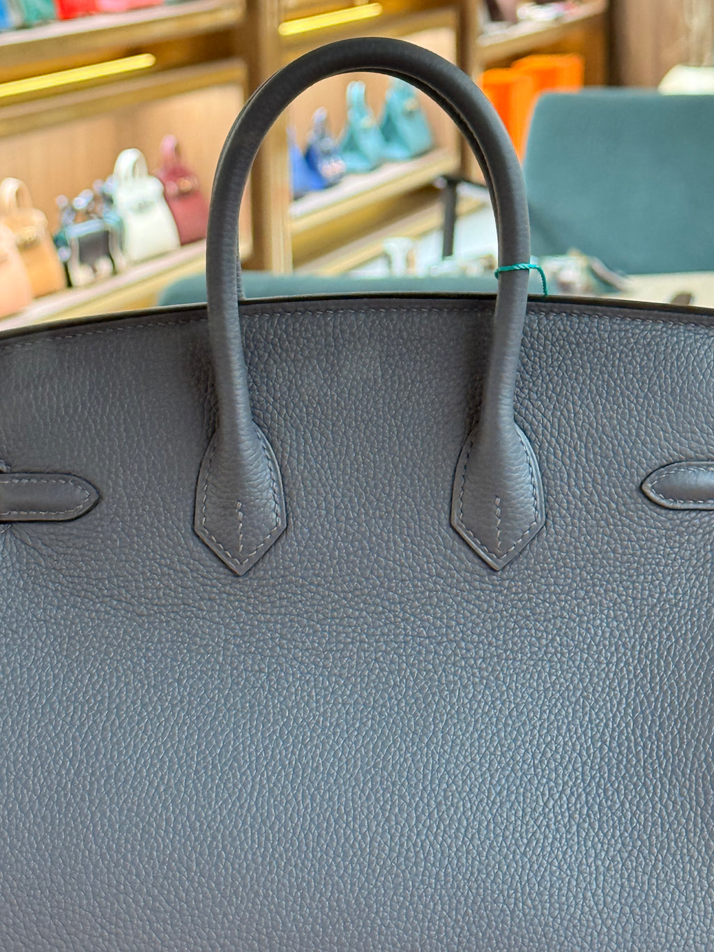 Hermes | Birkin (25) – Togo – Gris Tourterelle – Gold Hardware