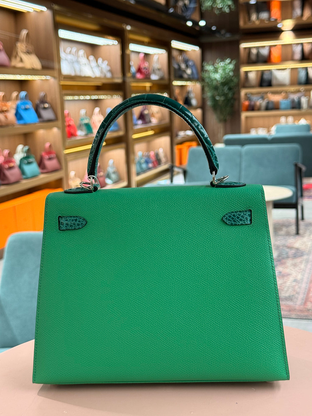 Hermes | Kelly Touch (25) – Epsom – Vert Green – Palladium Hardware