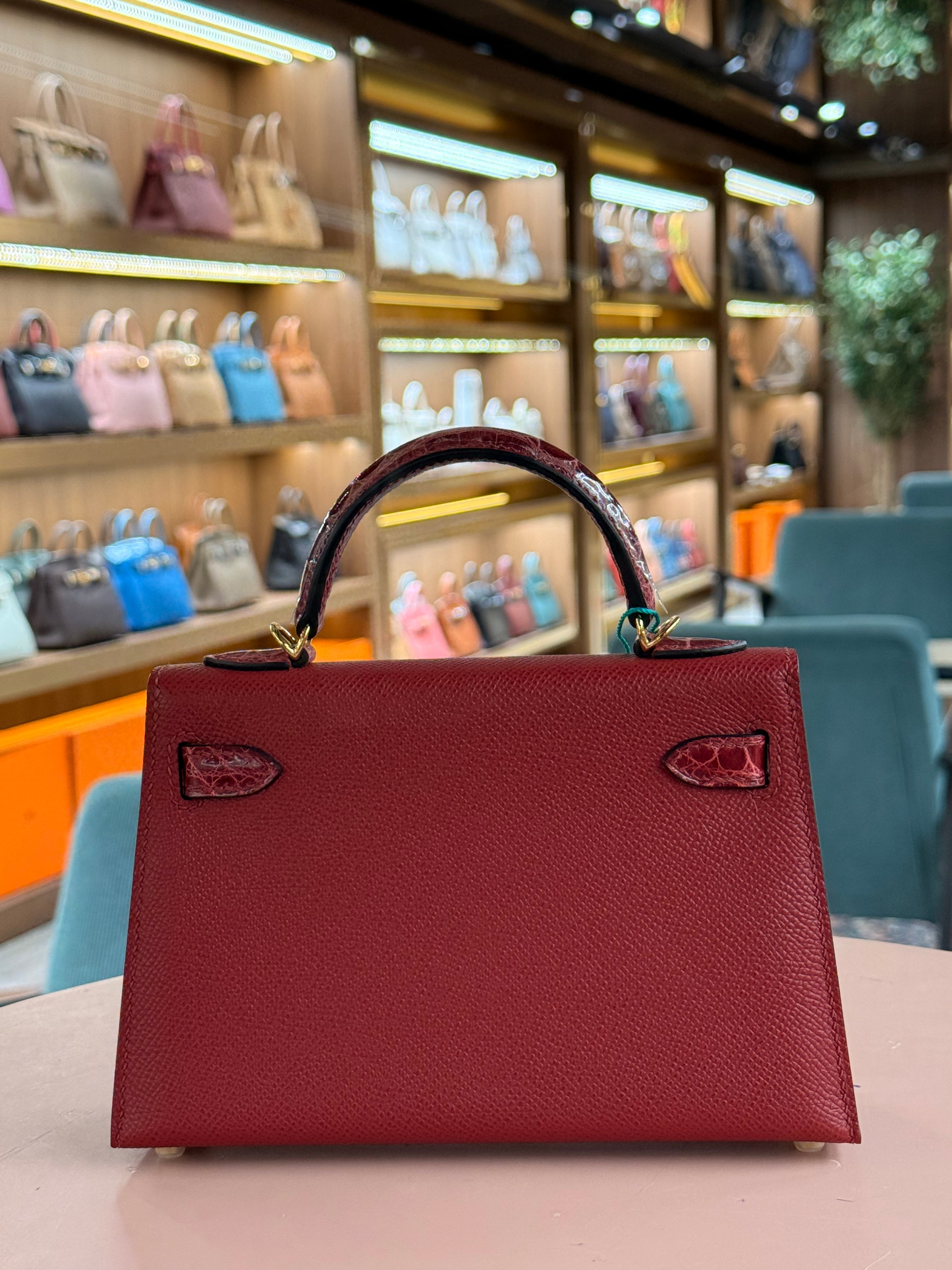Hermes | Kelly (Mini) – Epsom – Rouge H – Gold Hardware