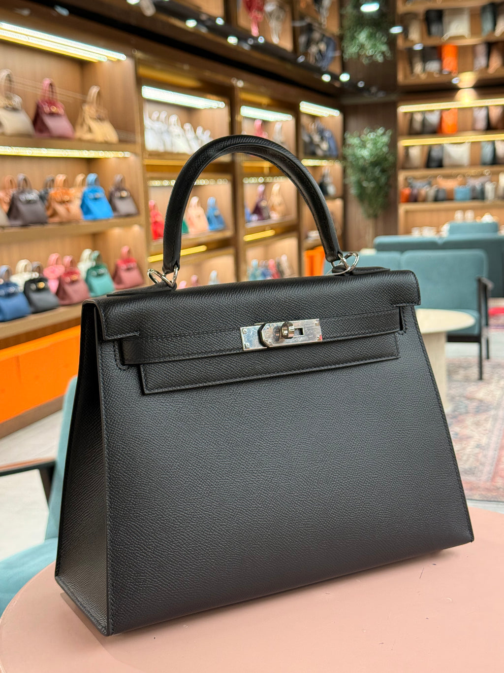 Hermes | Kelly (28) – Epsom – Black – Palladium Hardware