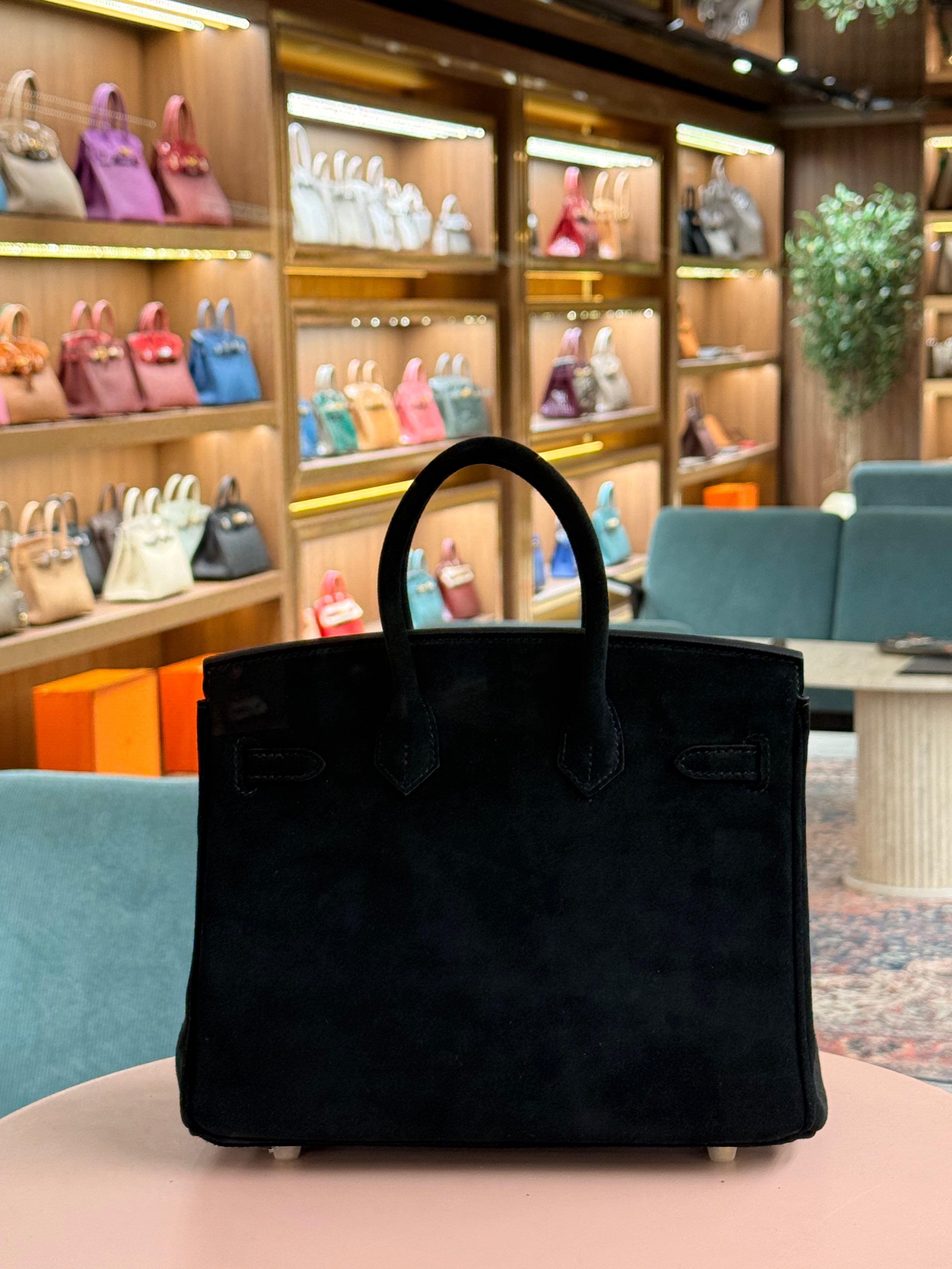 Hermes | Birkin (25) – Suede – Black – Gold Hardware
