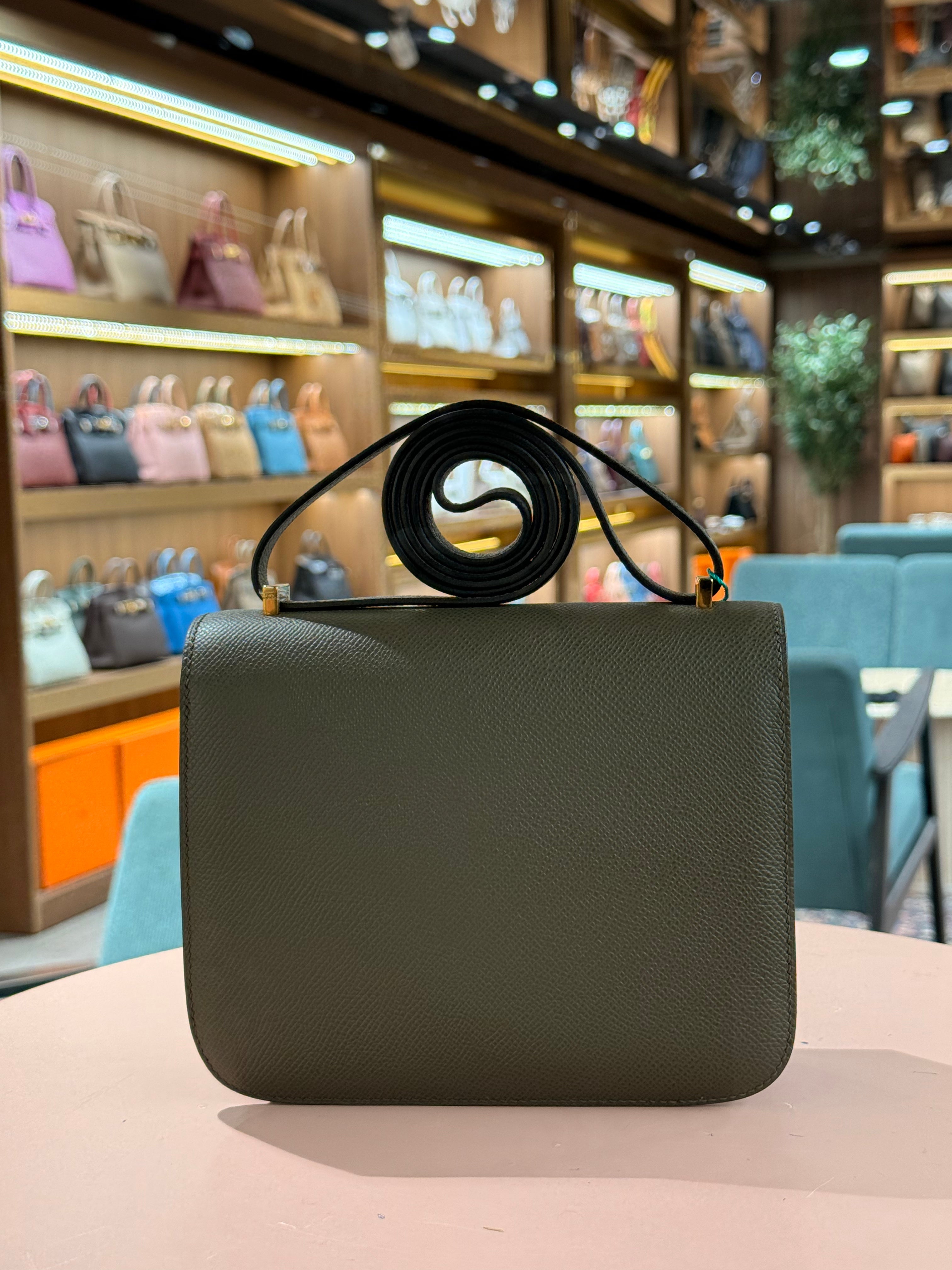 Hermes | Constance (18) – Epsom – Vert Fonce – Gold Hardware