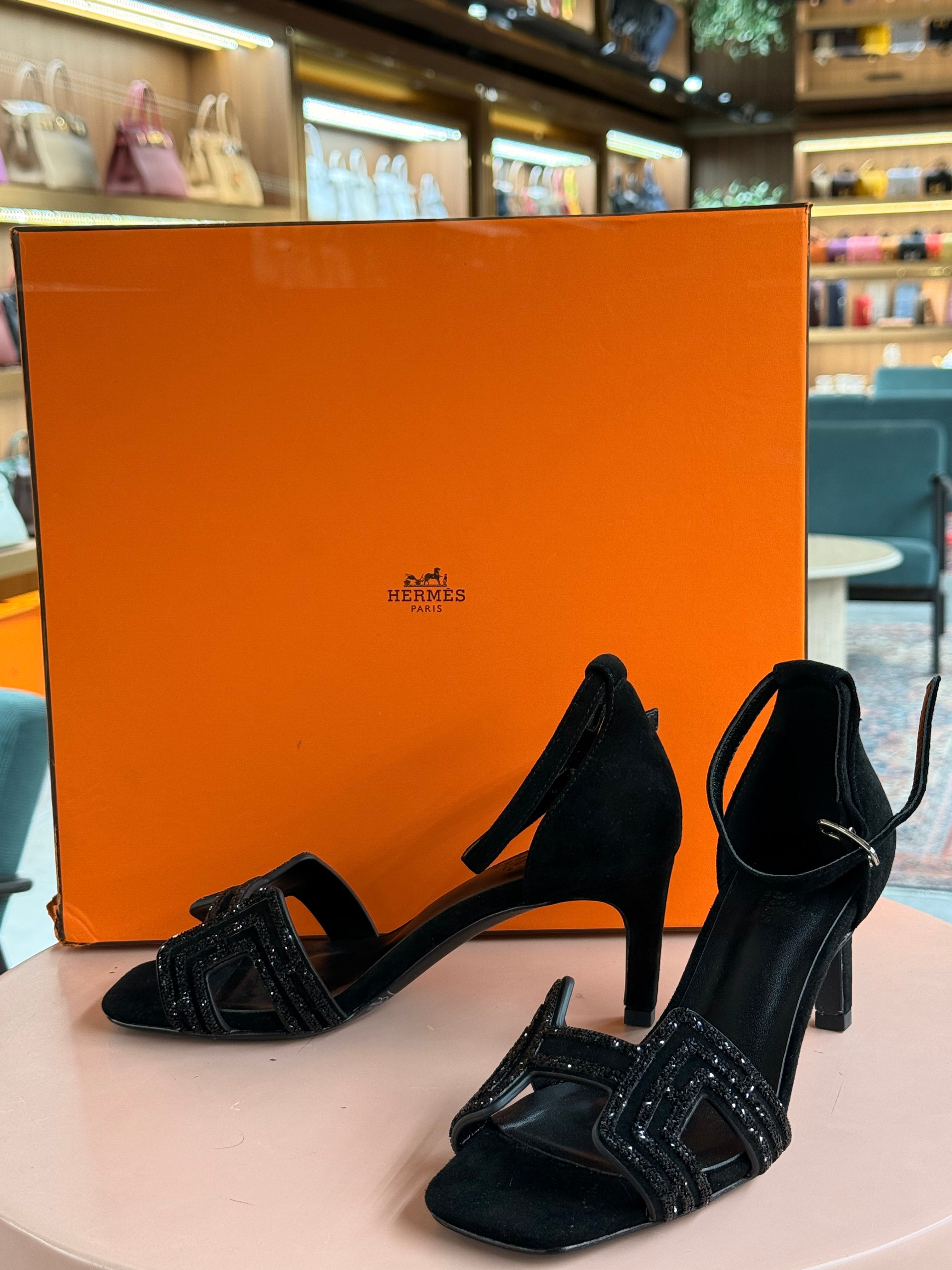 Hermes | Ella-105-Sandal – Suede – Black – Silver Hardware