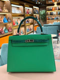 Hermes | Kelly Touch (25) – Epsom – Vert Green – Palladium Hardware