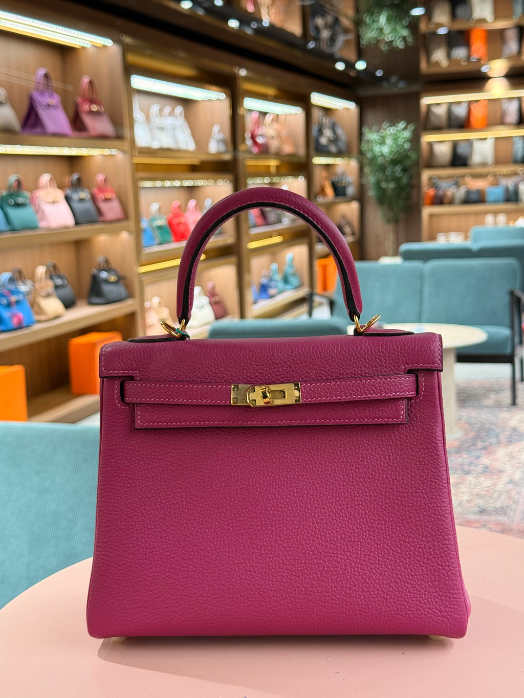 Hermes | Kelly (25) – Togo – Rose Sakura – Gold Hardware