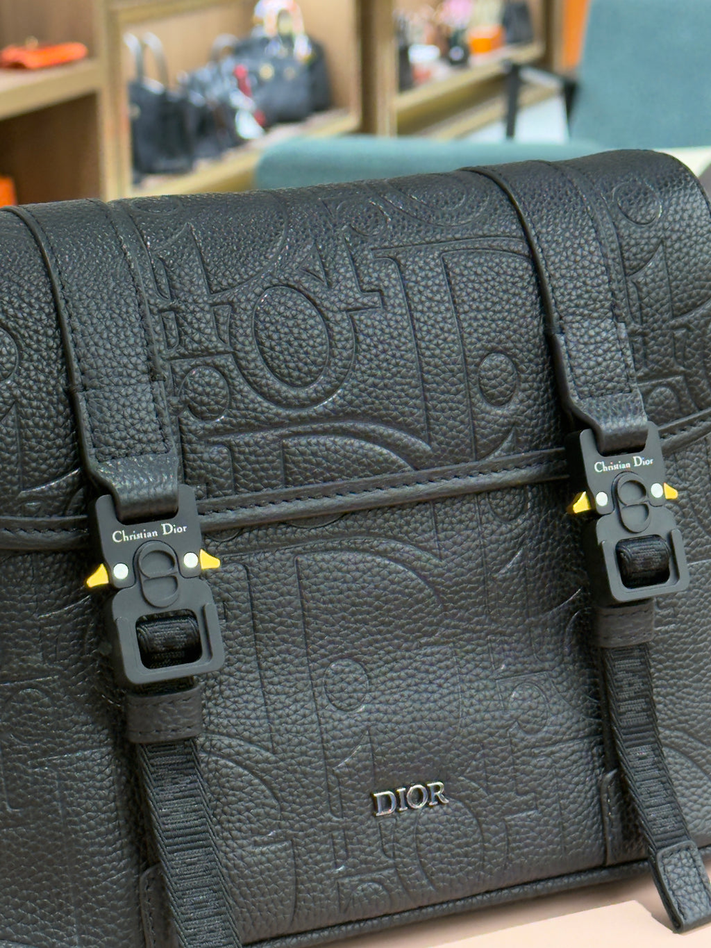 Dior | Hit The Road Messenger (20) – Leather – Black – Gold Hardware