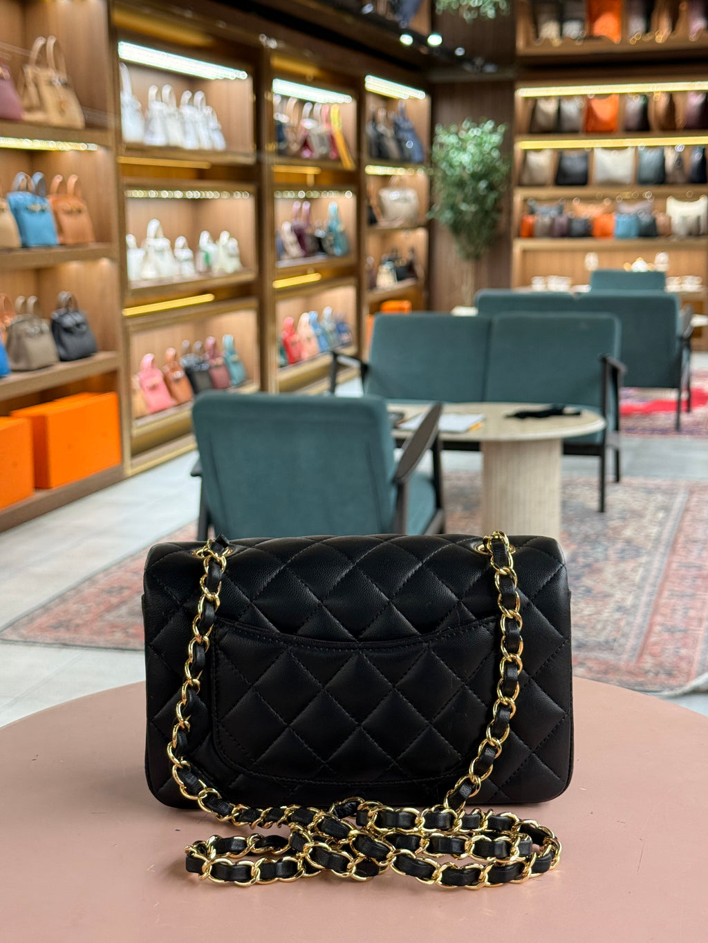 Chanel | Classic Flap Bag (Mini) – Lambskin – Black – Gold Hardware