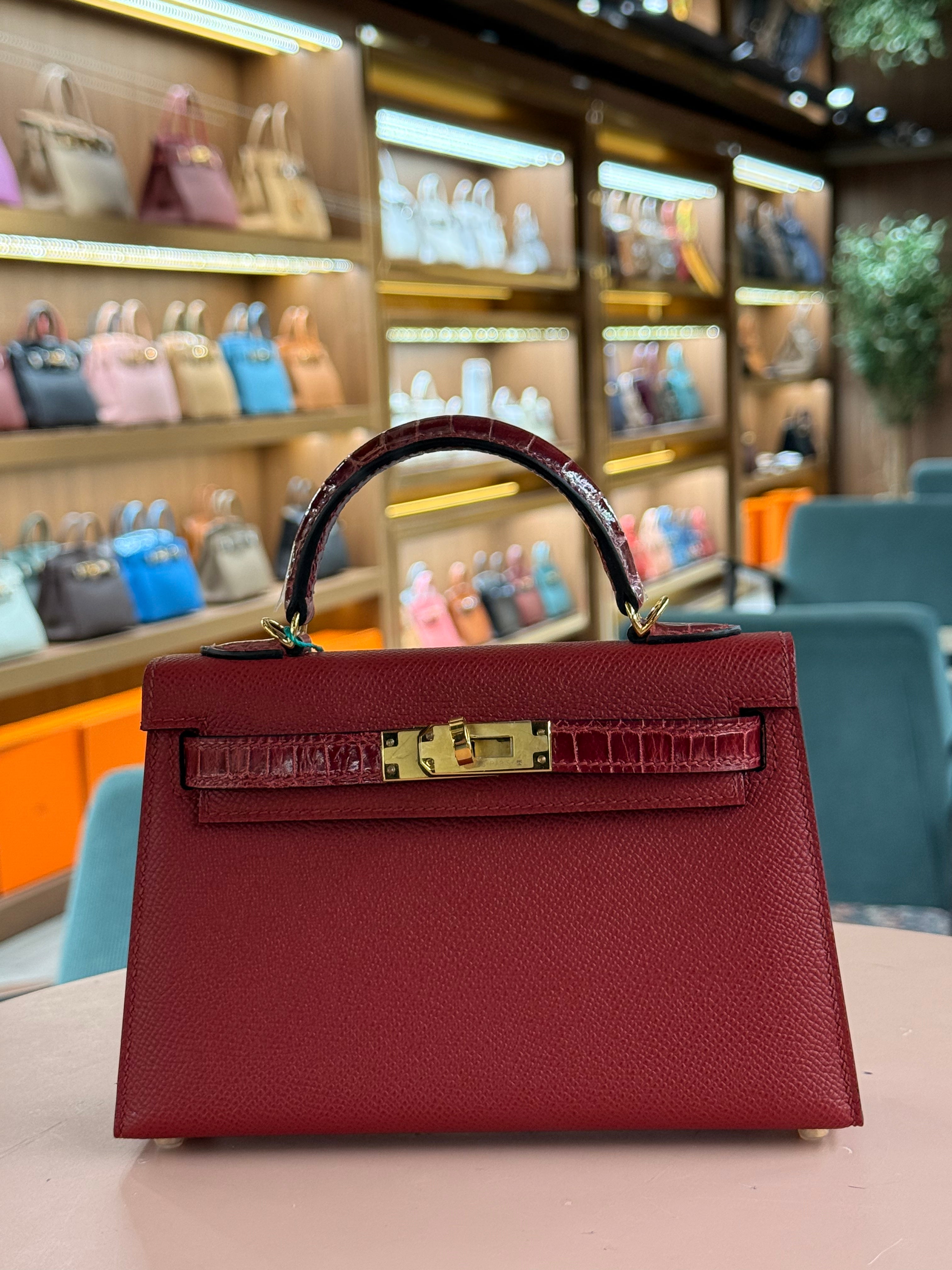 Hermes | Kelly (Mini) – Epsom – Rouge H – Gold Hardware