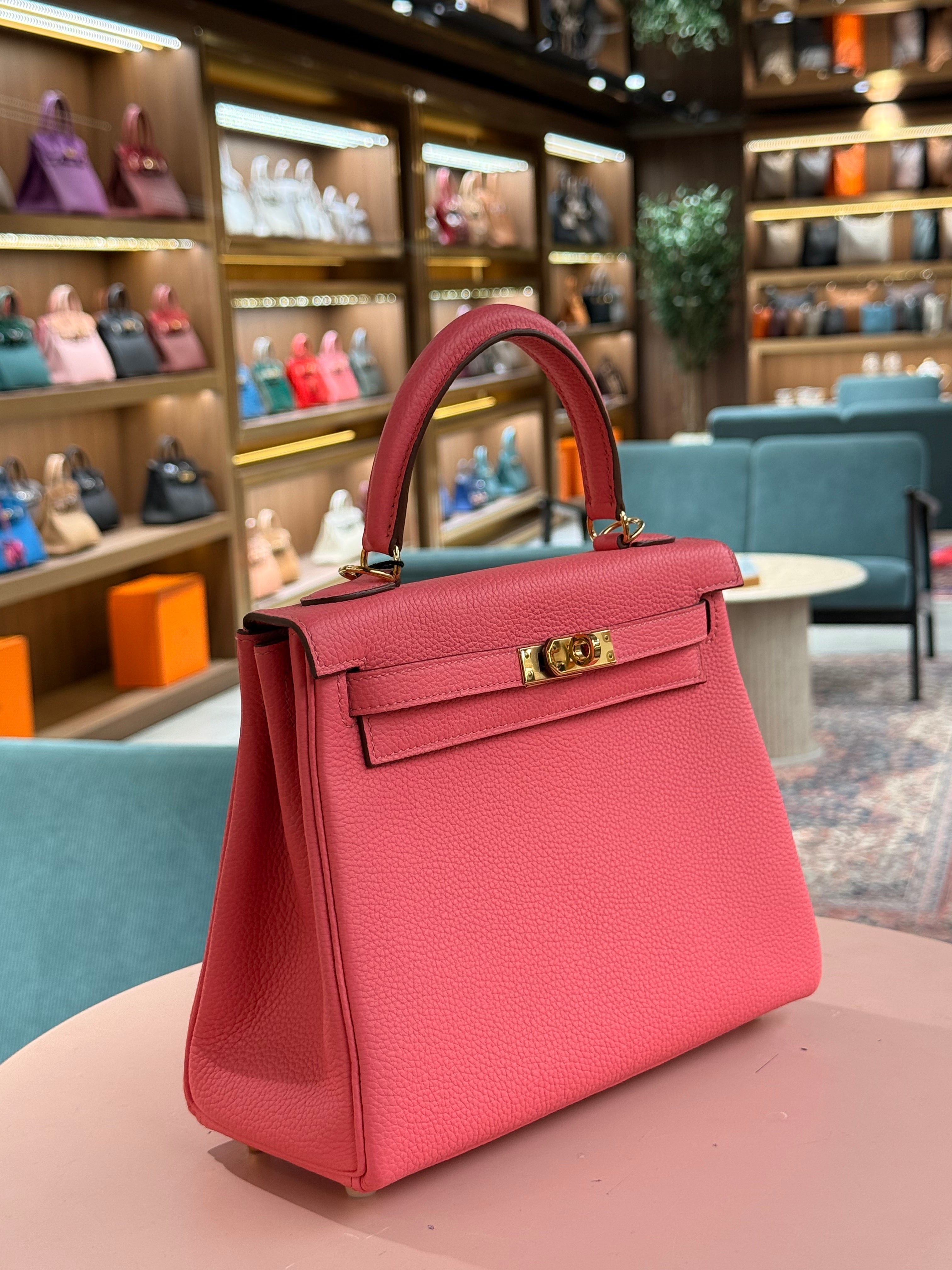 Hermes | Kelly (25) – Togo – Rose Jaipur – Gold Hardware