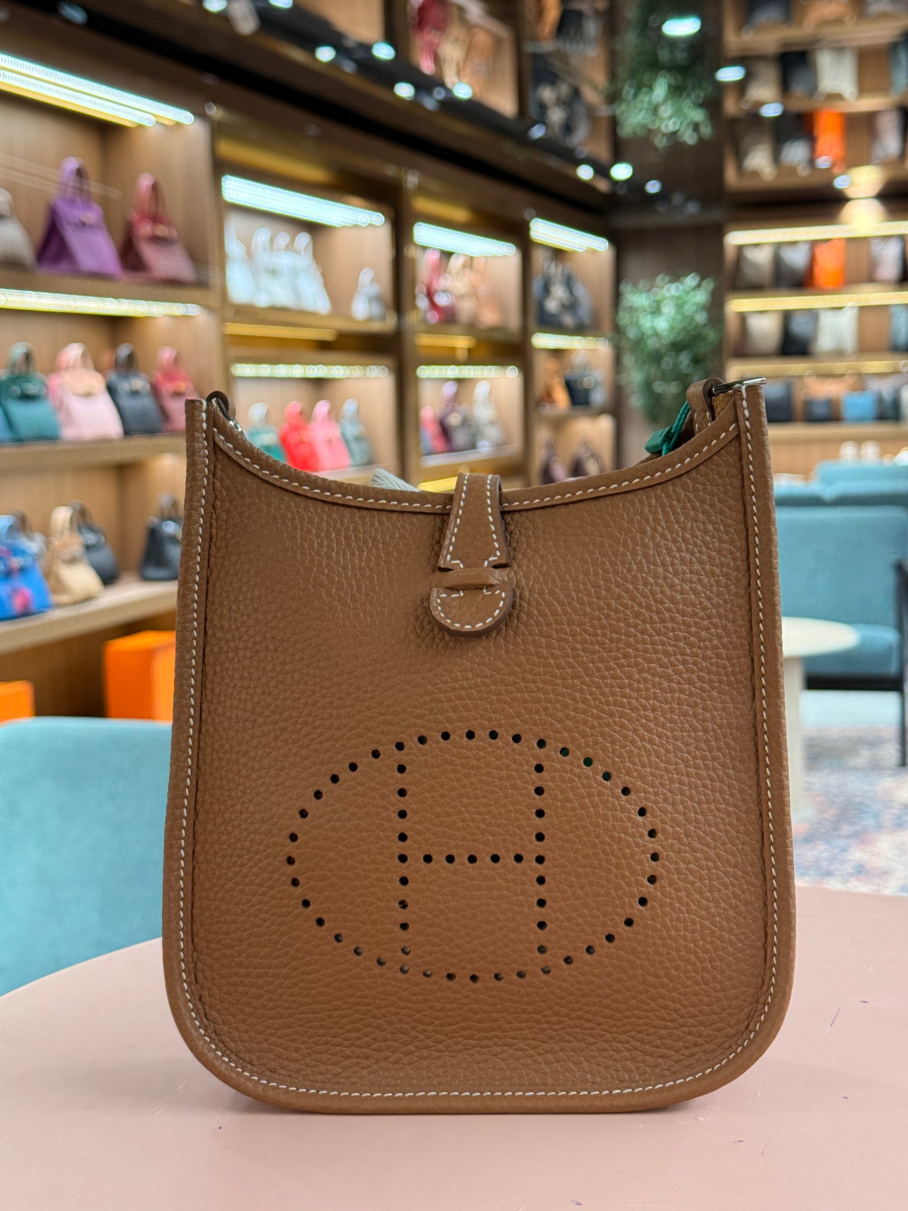 Hermes | Evelyne (Small) – Clemence – Etoupe – Palladium Hardware