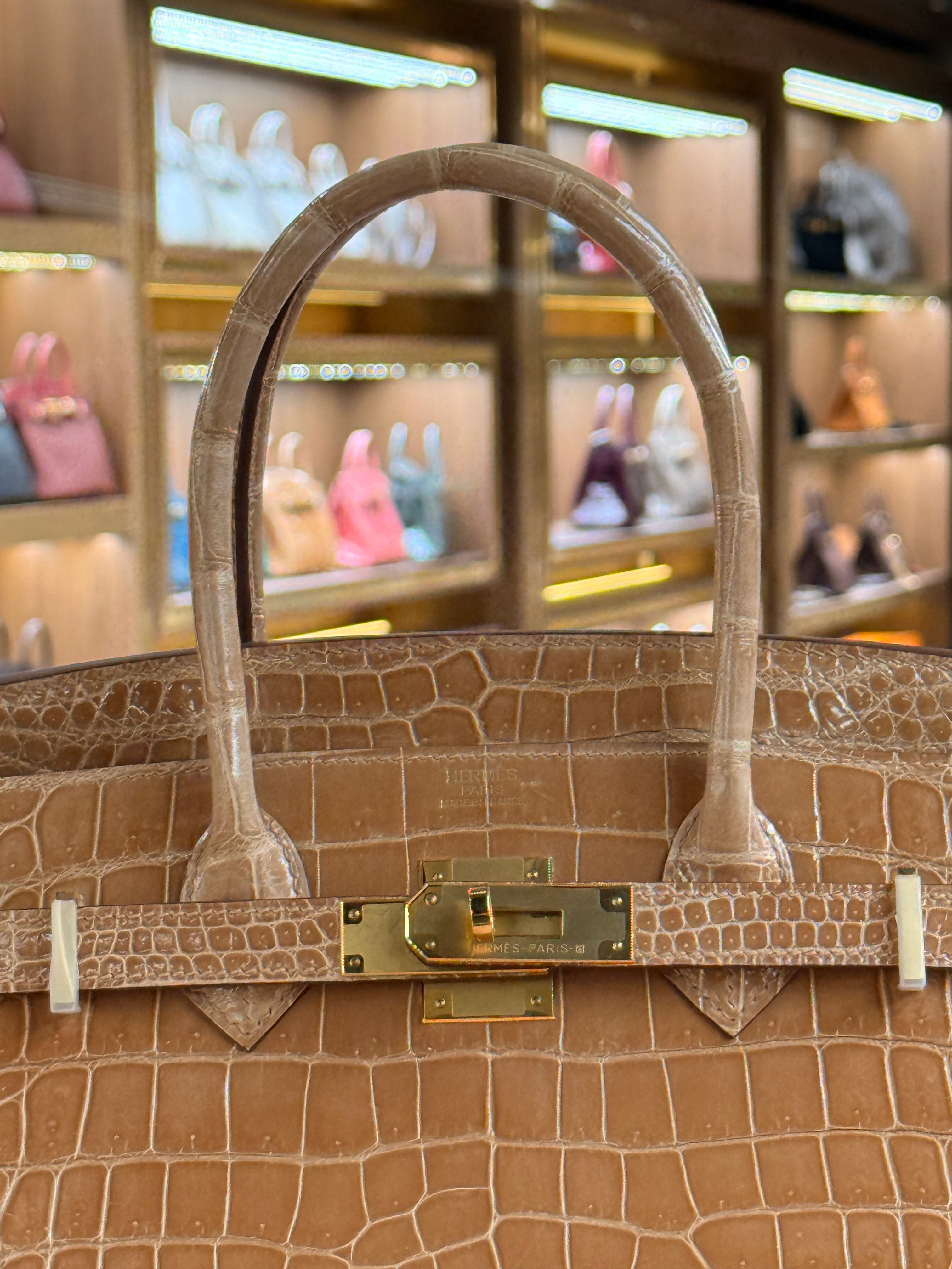 Hermes | Birkin (30) – Crocodile – Gold – Gold Hardware