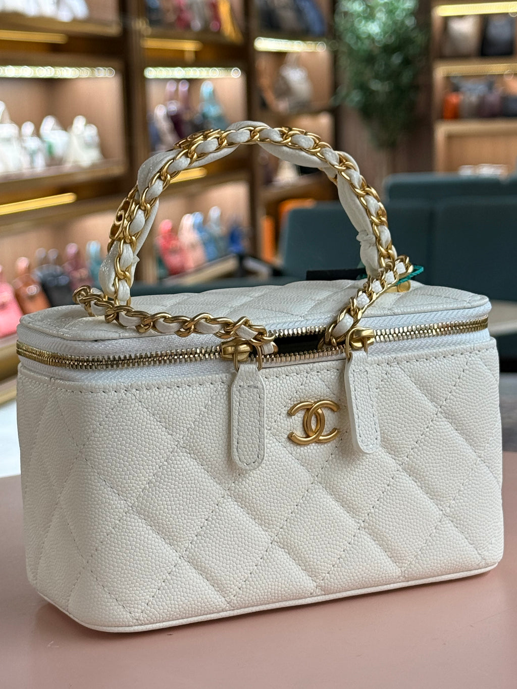 Chanel | Vanity (Small) – Caviar – White – Gold Hardware